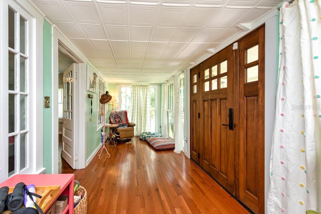 Image 6 of 54 For 7348 Grand Boulevard