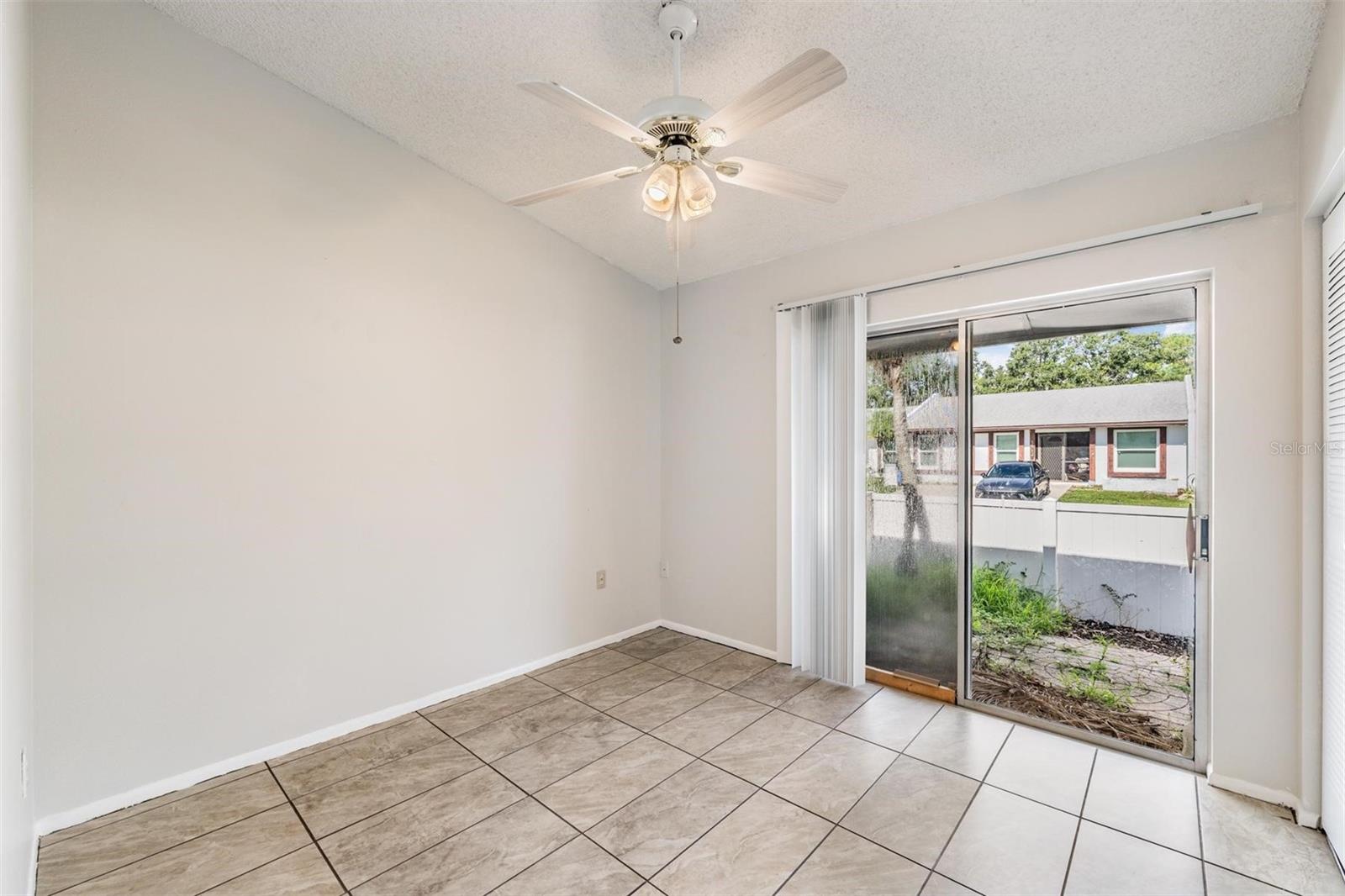 Image 12 of 27 For 3913 42nd Street W