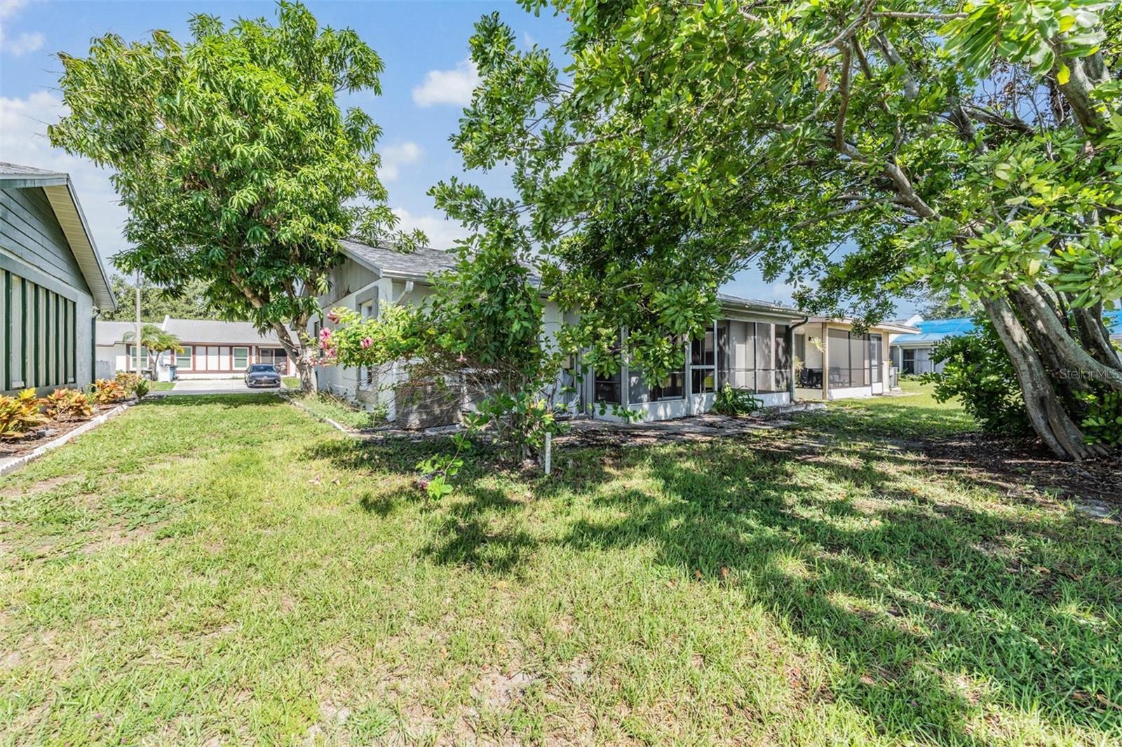 Image 22 of 27 For 3913 42nd Street W