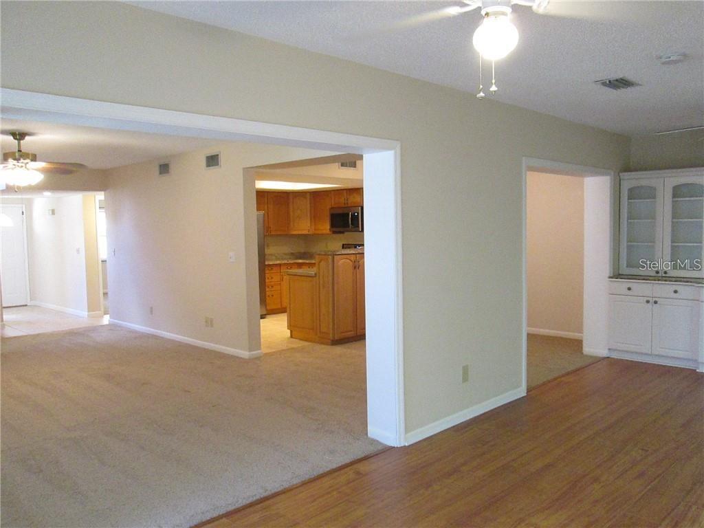 Image 6 of 25 For 14873 Feather Cove Road