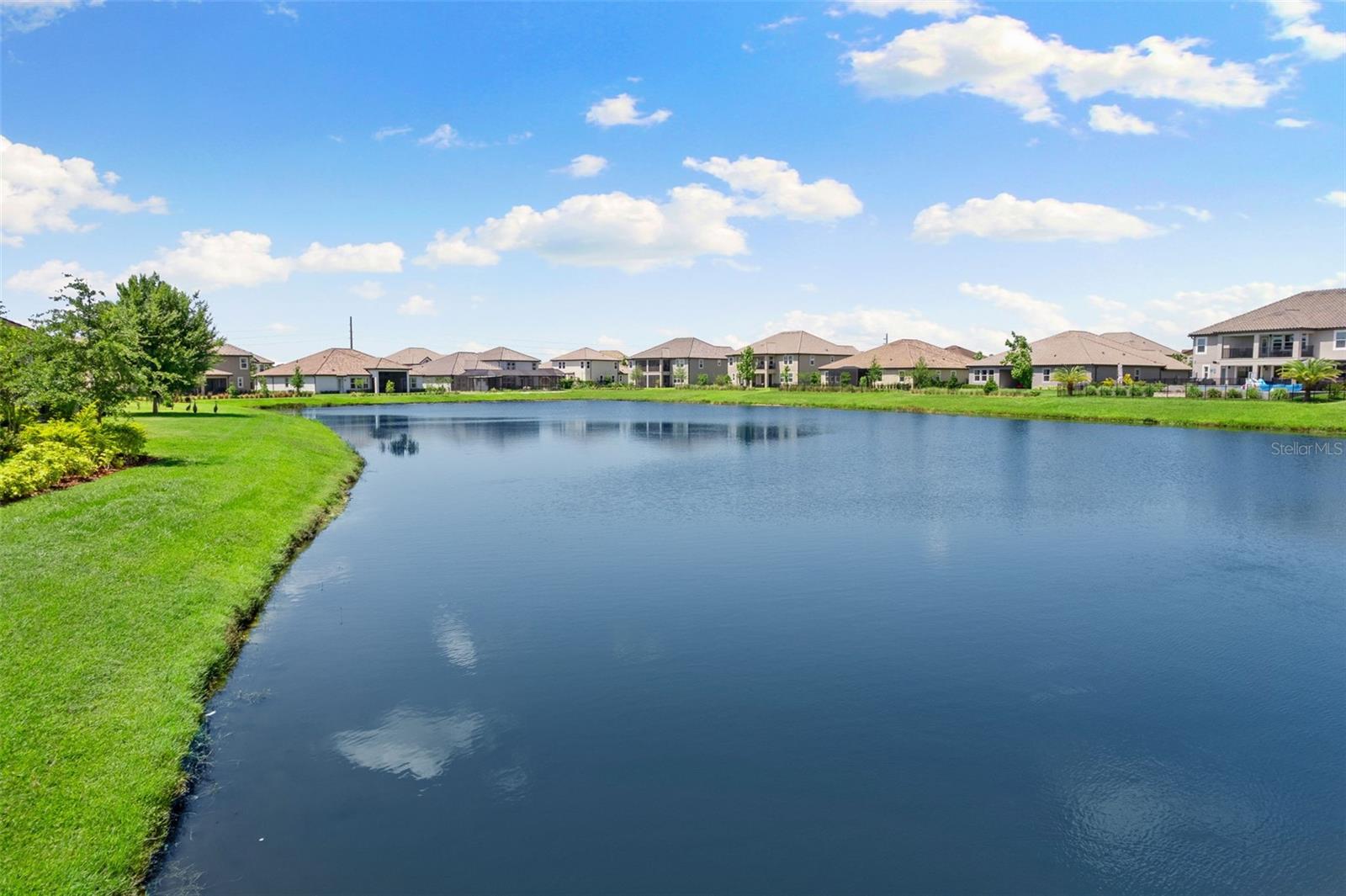 Image 12 of 70 For 7135 Graybrook Drive