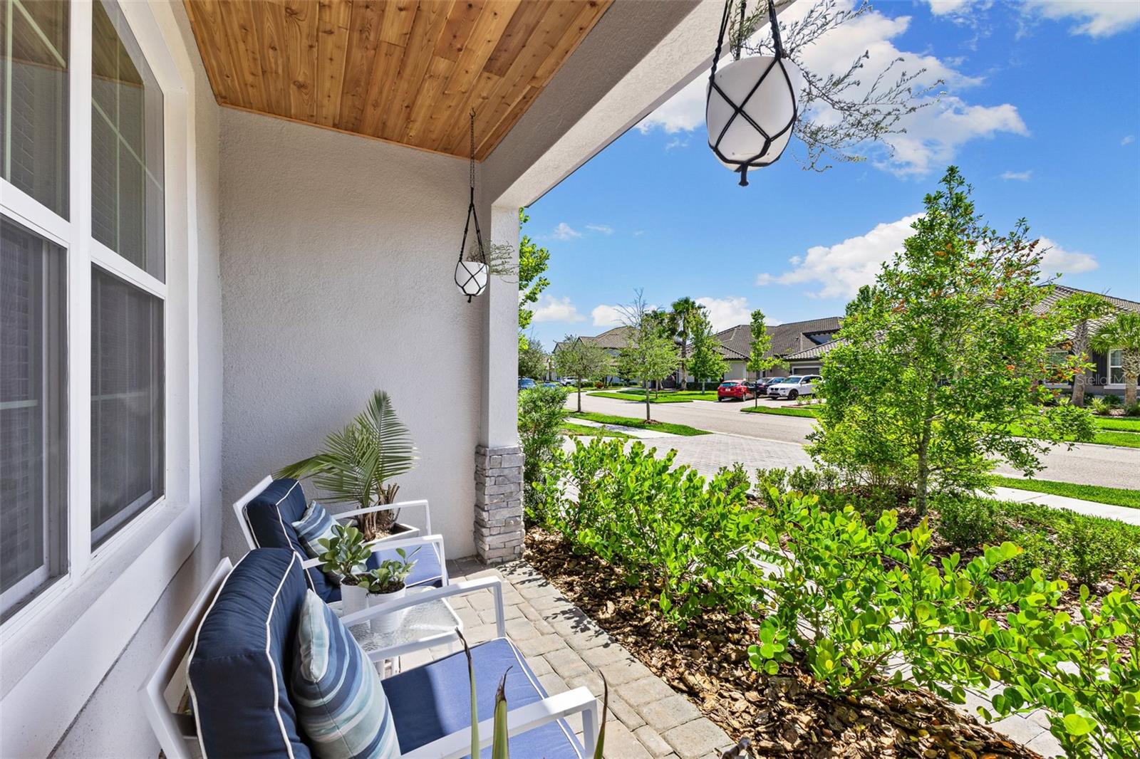 Image 13 of 70 For 7135 Graybrook Drive