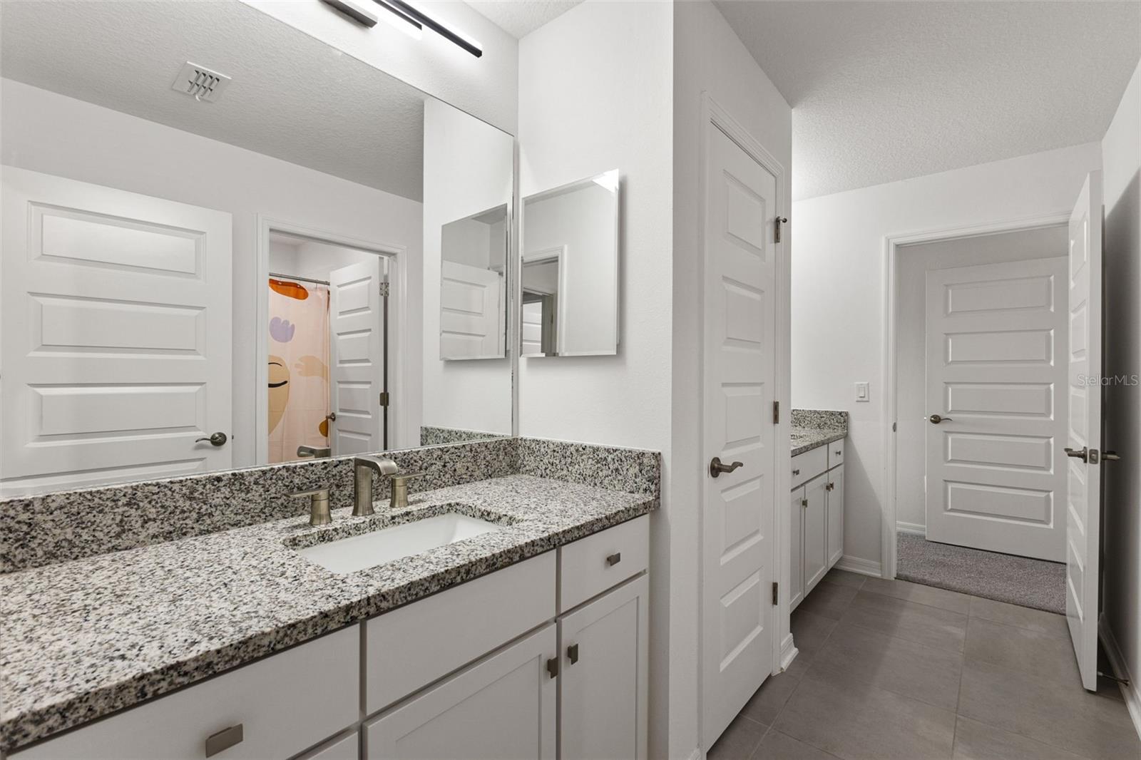Image 53 of 70 For 7135 Graybrook Drive