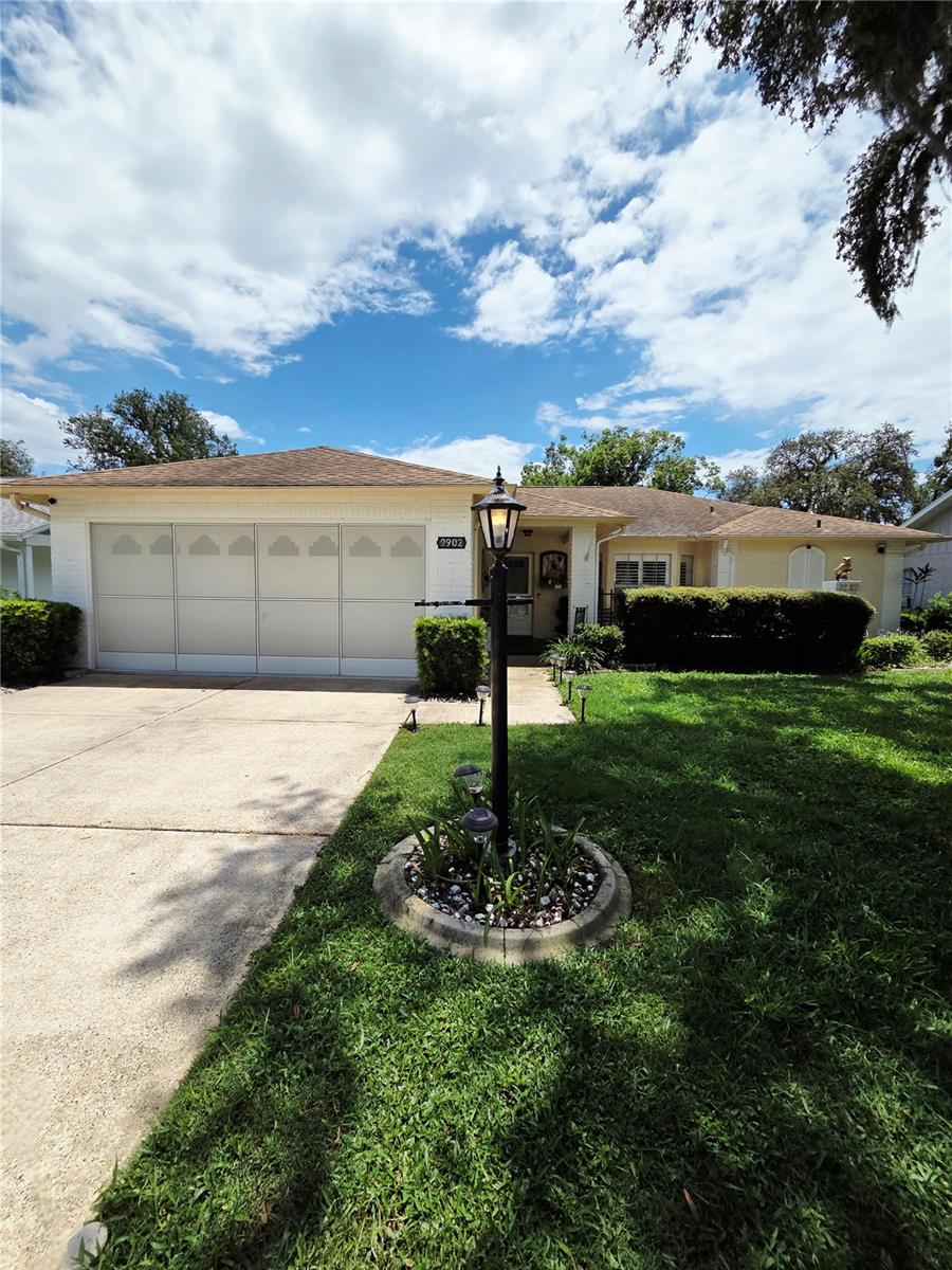 Listing photo id 1 for 9902 Saint Joseph Court