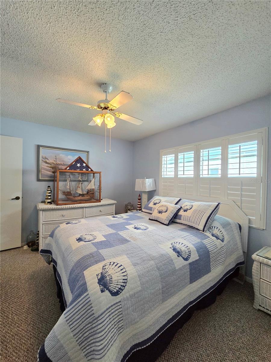 Listing photo id 37 for 9902 Saint Joseph Court