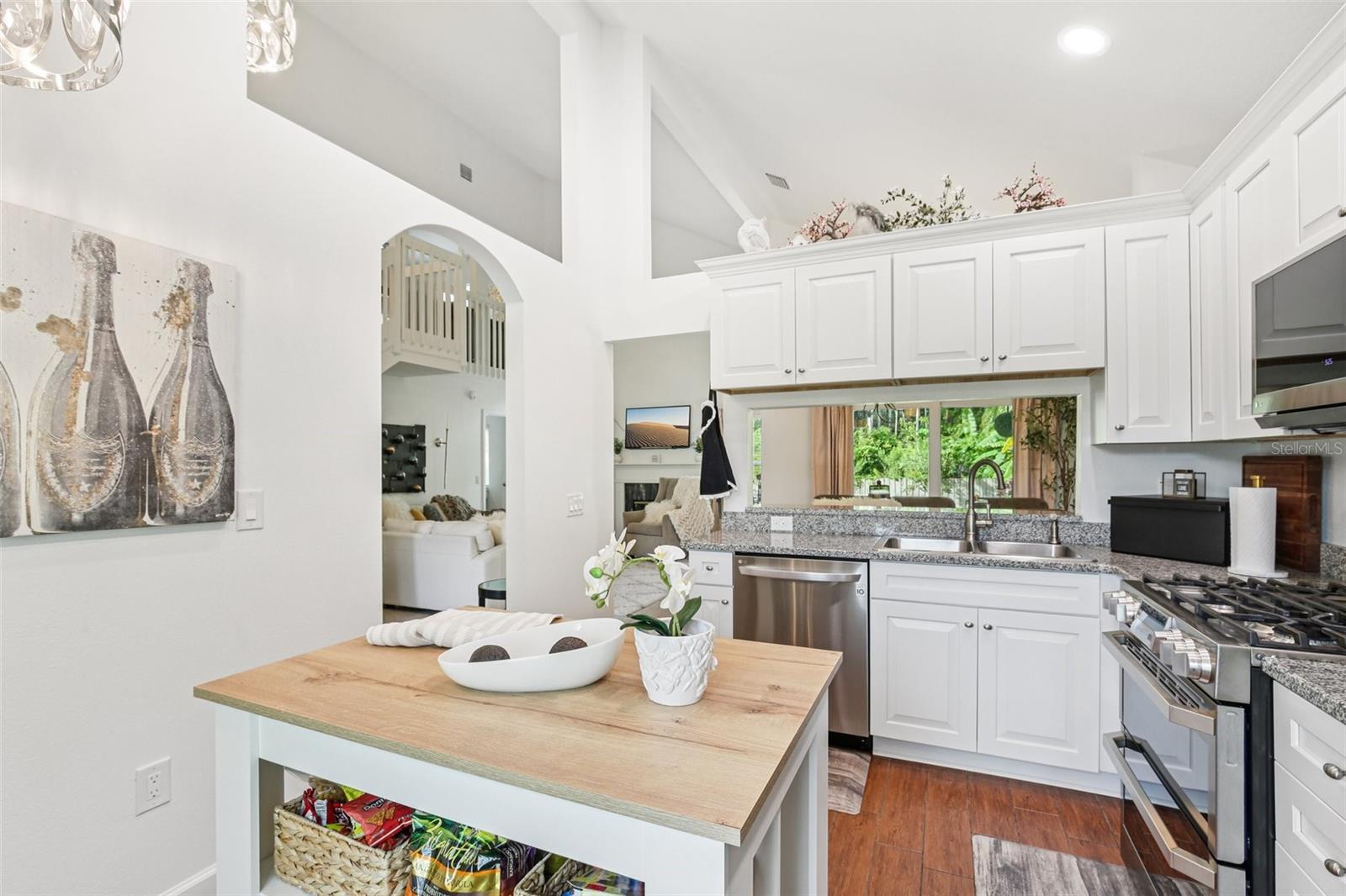 Image 9 of 28 For 1211 Timber Trace Drive