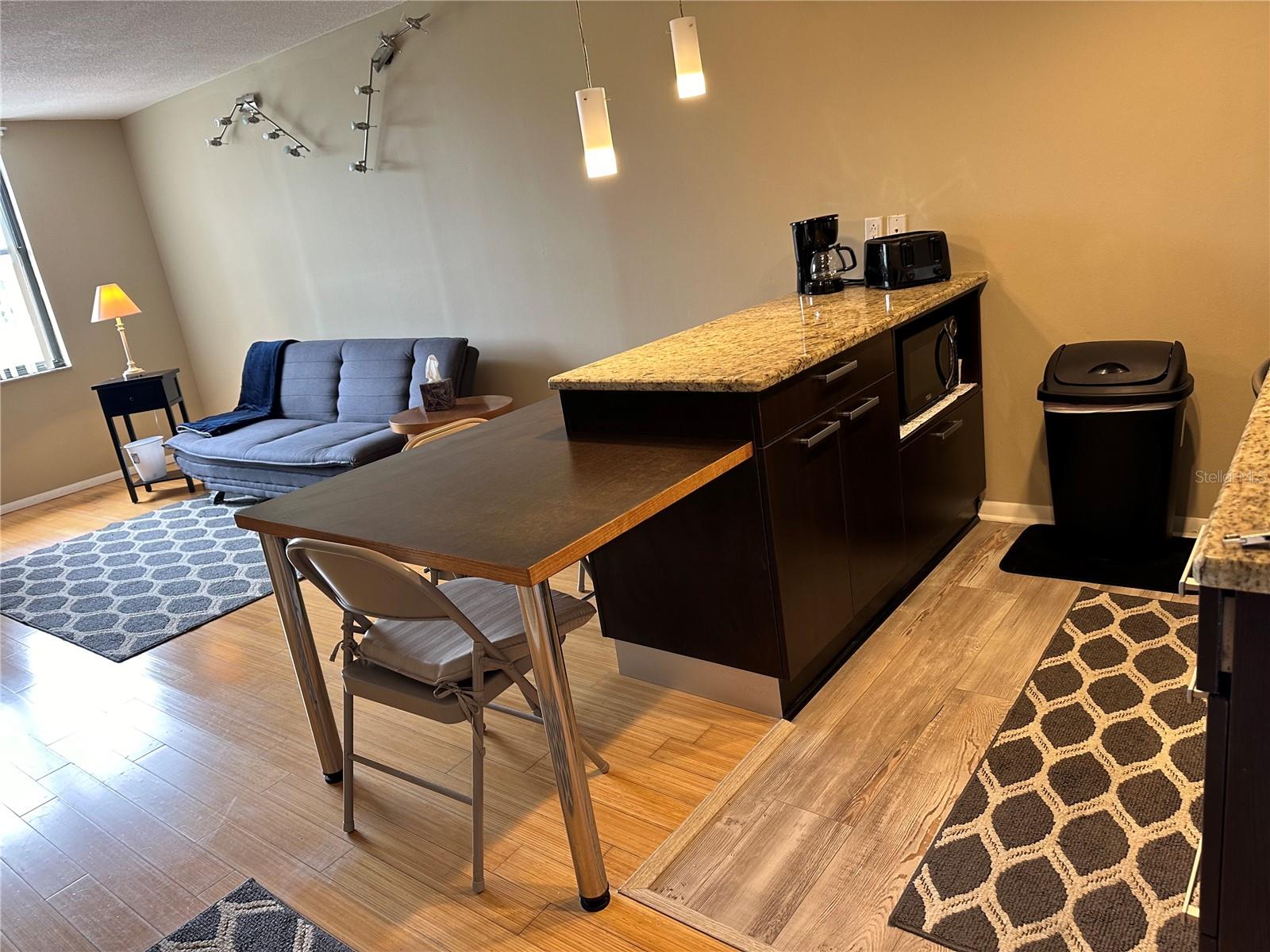 Image 4 of 35 For 701 Madison Avenue 405
