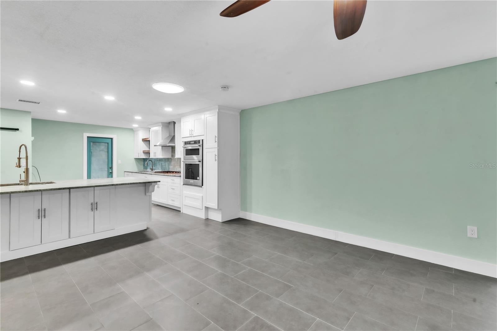 Image 12 of 42 For 3931 Headsail Drive