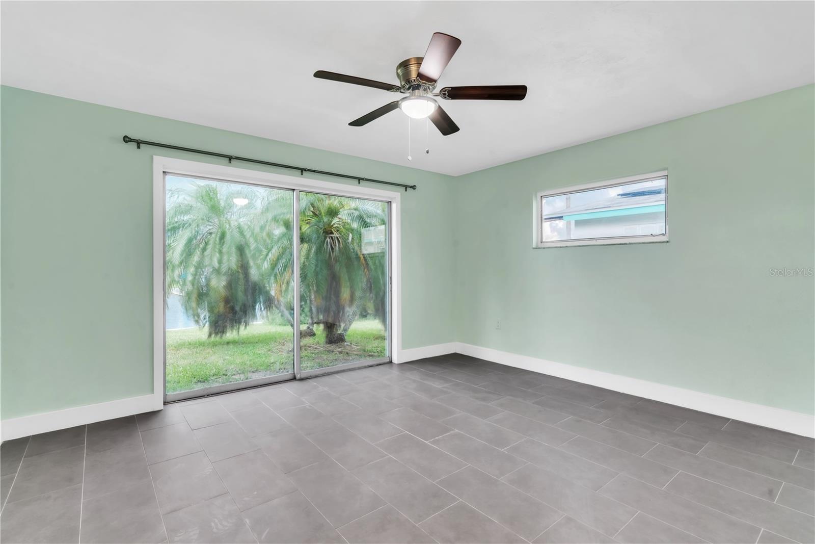 Image 17 of 42 For 3931 Headsail Drive