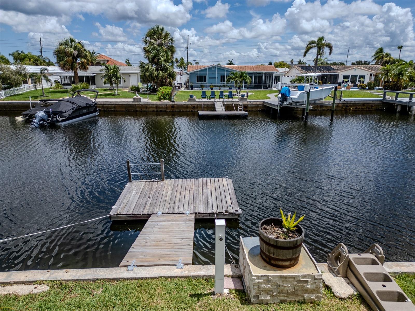 Image 27 of 42 For 3931 Headsail Drive