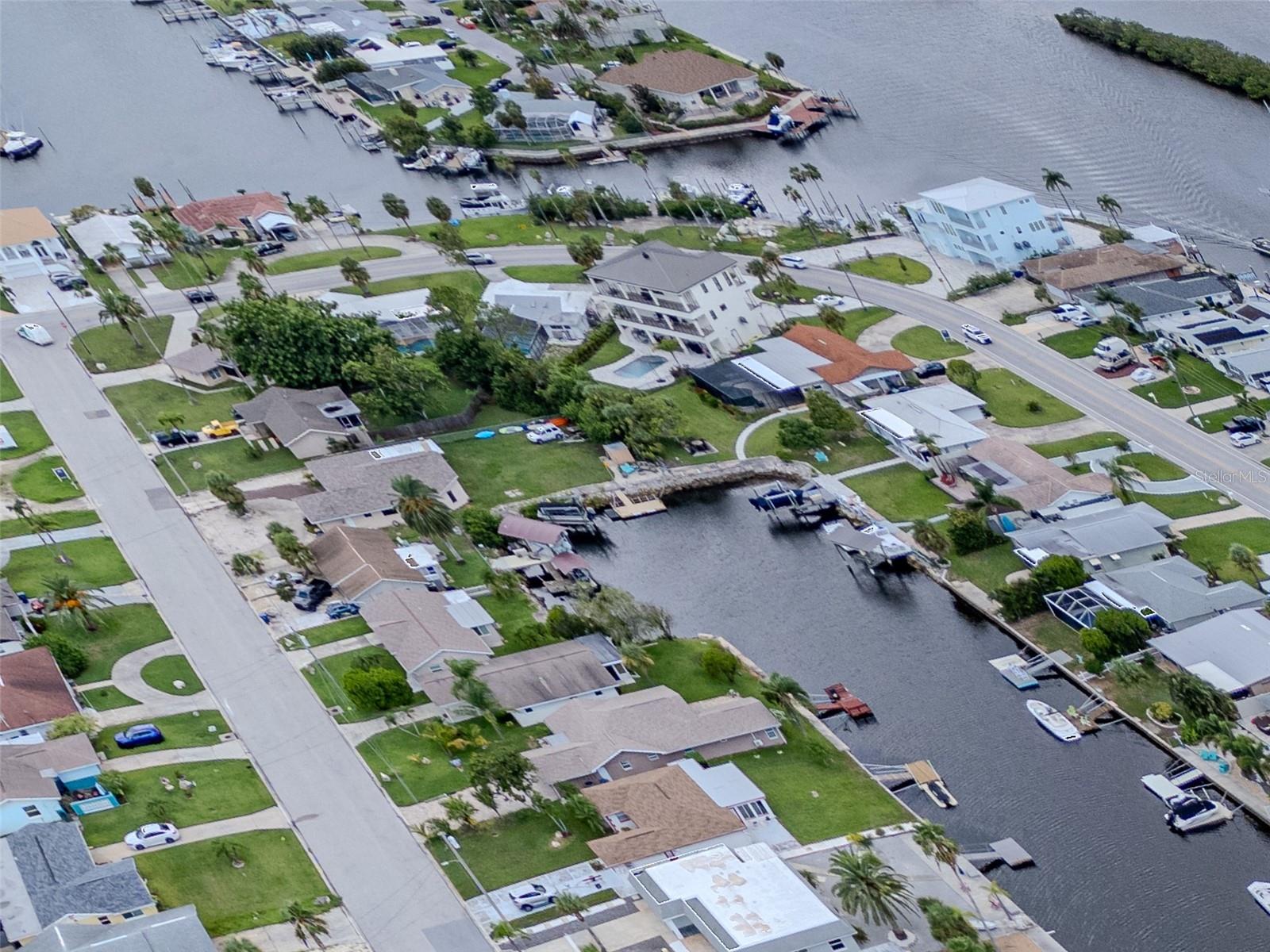 Image 33 of 42 For 3931 Headsail Drive