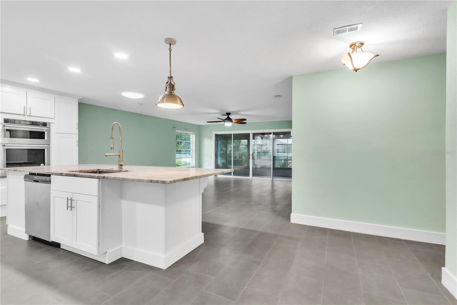 Image 5 of 42 For 3931 Headsail Drive
