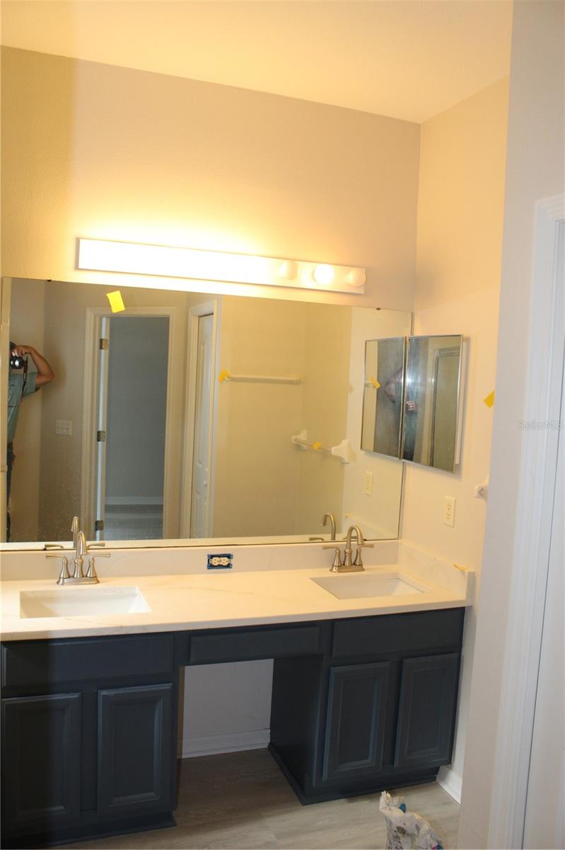 Image 14 of 35 For 11737 Carrollwood Cove Drive
