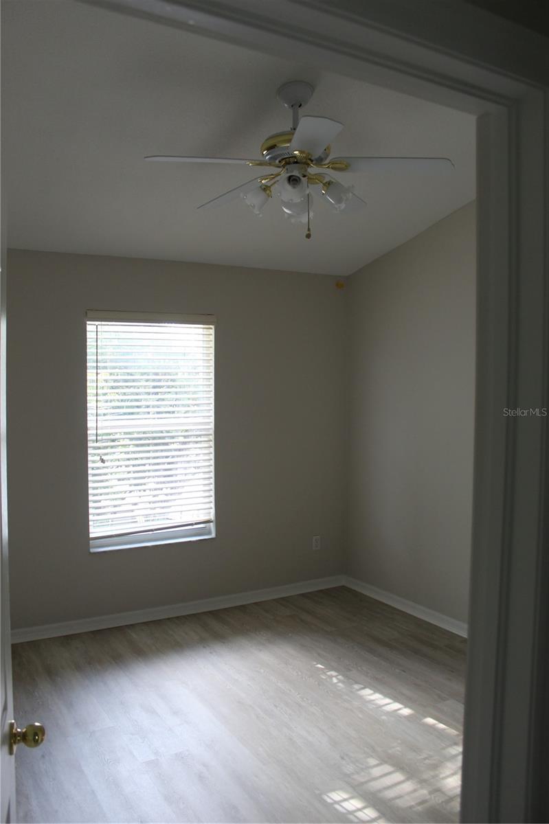 Image 25 of 35 For 11737 Carrollwood Cove Drive