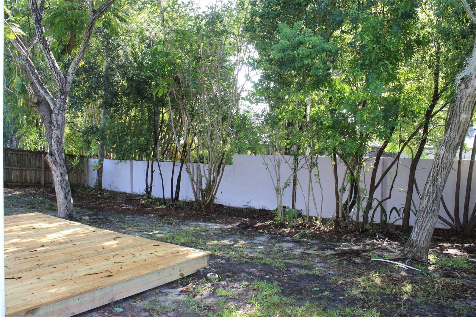 Image 31 of 35 For 11737 Carrollwood Cove Drive