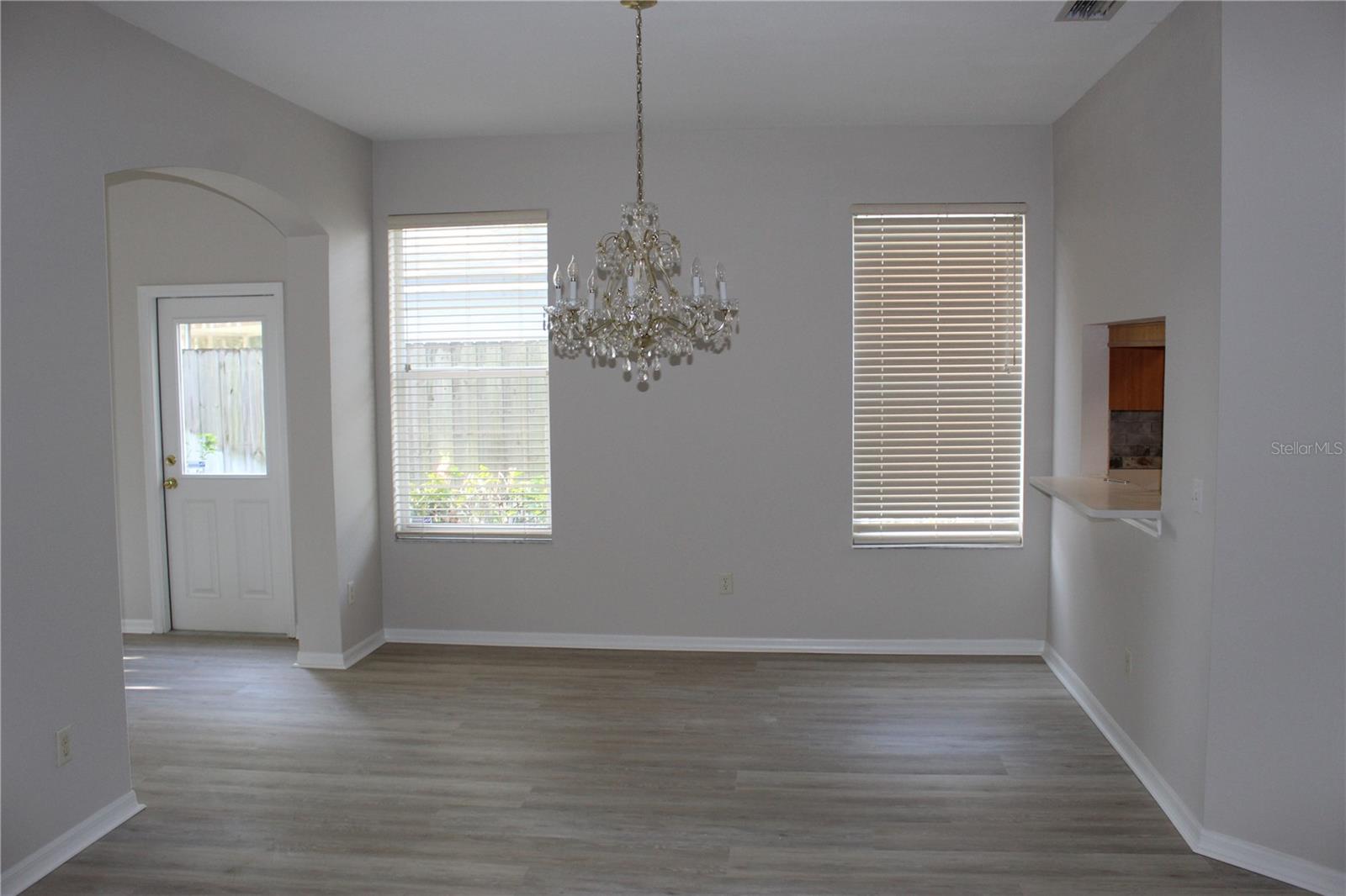 Image 5 of 35 For 11737 Carrollwood Cove Drive