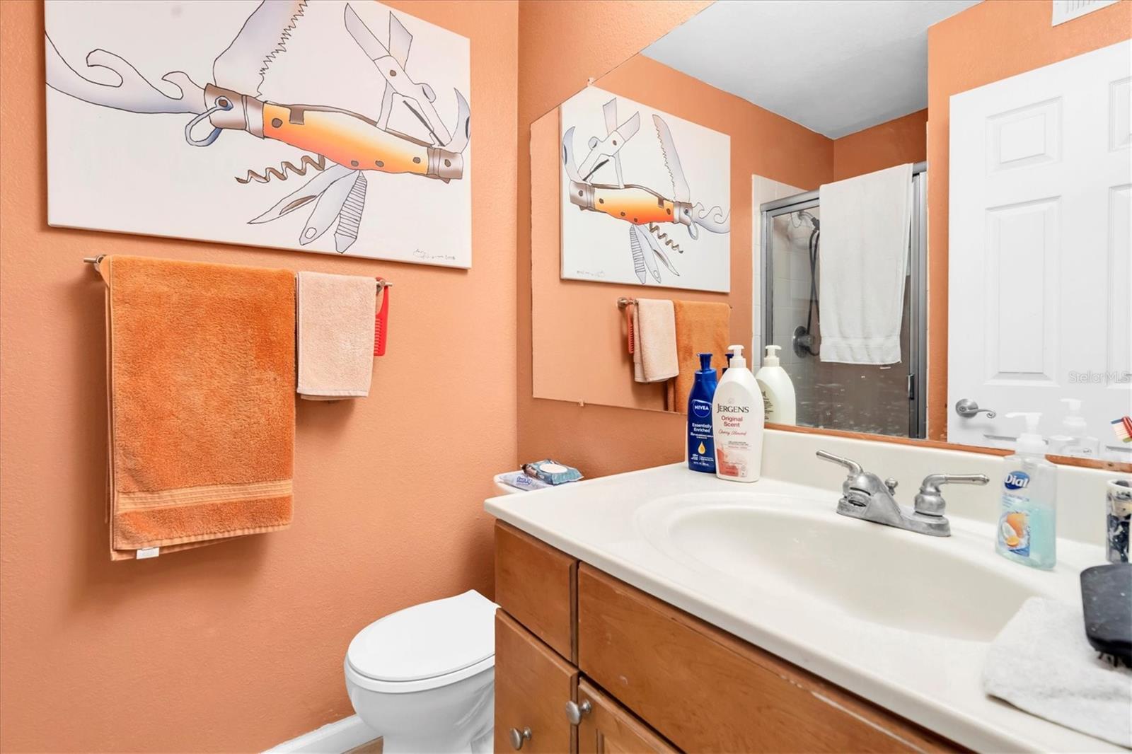 Image 13 of 42 For 12293 Sailwinds Drive 104