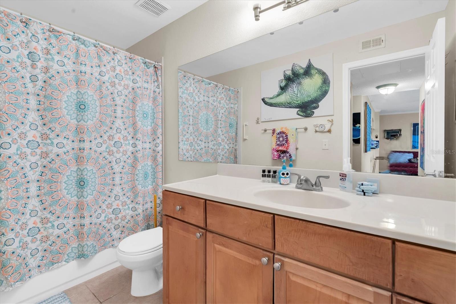 Image 18 of 42 For 12293 Sailwinds Drive 104