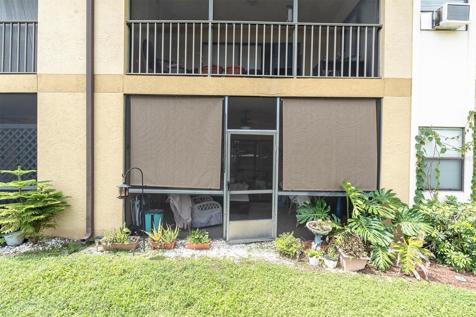 Image 22 of 42 For 12293 Sailwinds Drive 104