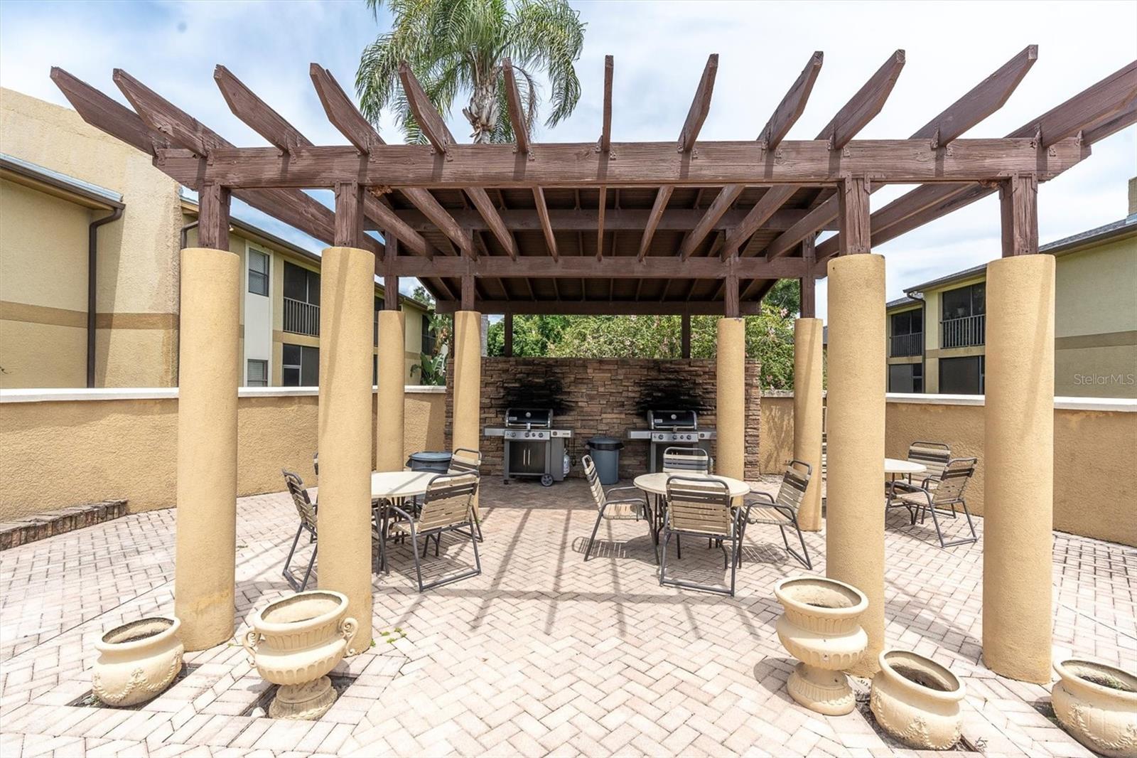 Image 32 of 42 For 12293 Sailwinds Drive 104