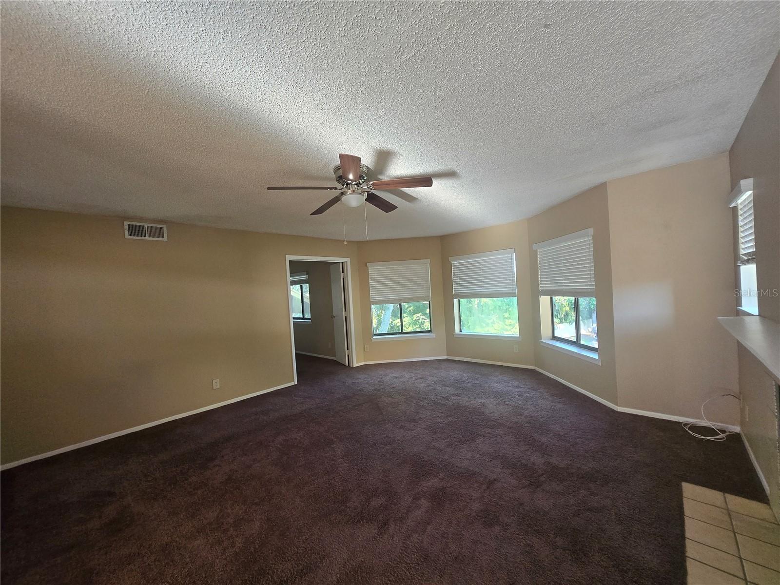 Image 7 of 28 For 1550 Belcher Road 432