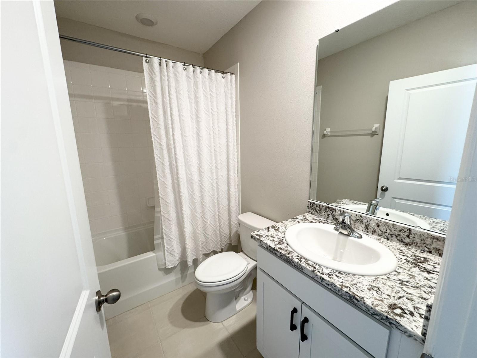 Image 13 of 39 For 5525 Thistle Field Court