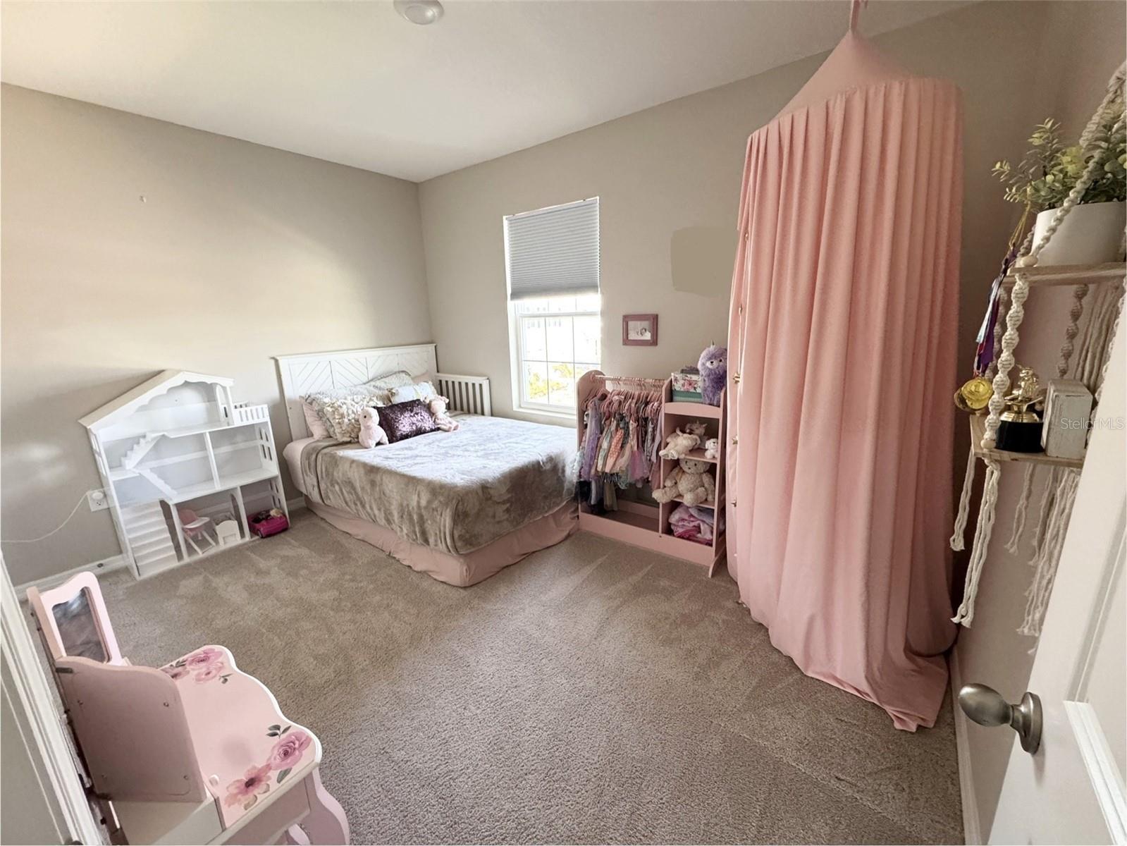Image 17 of 39 For 5525 Thistle Field Court