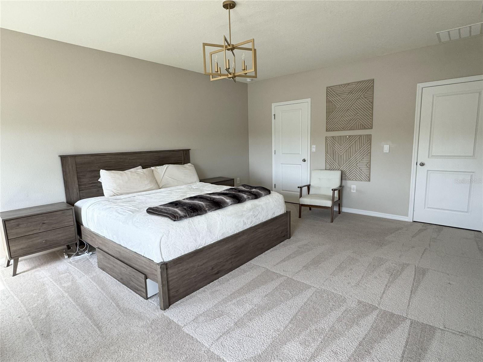 Image 22 of 39 For 5525 Thistle Field Court