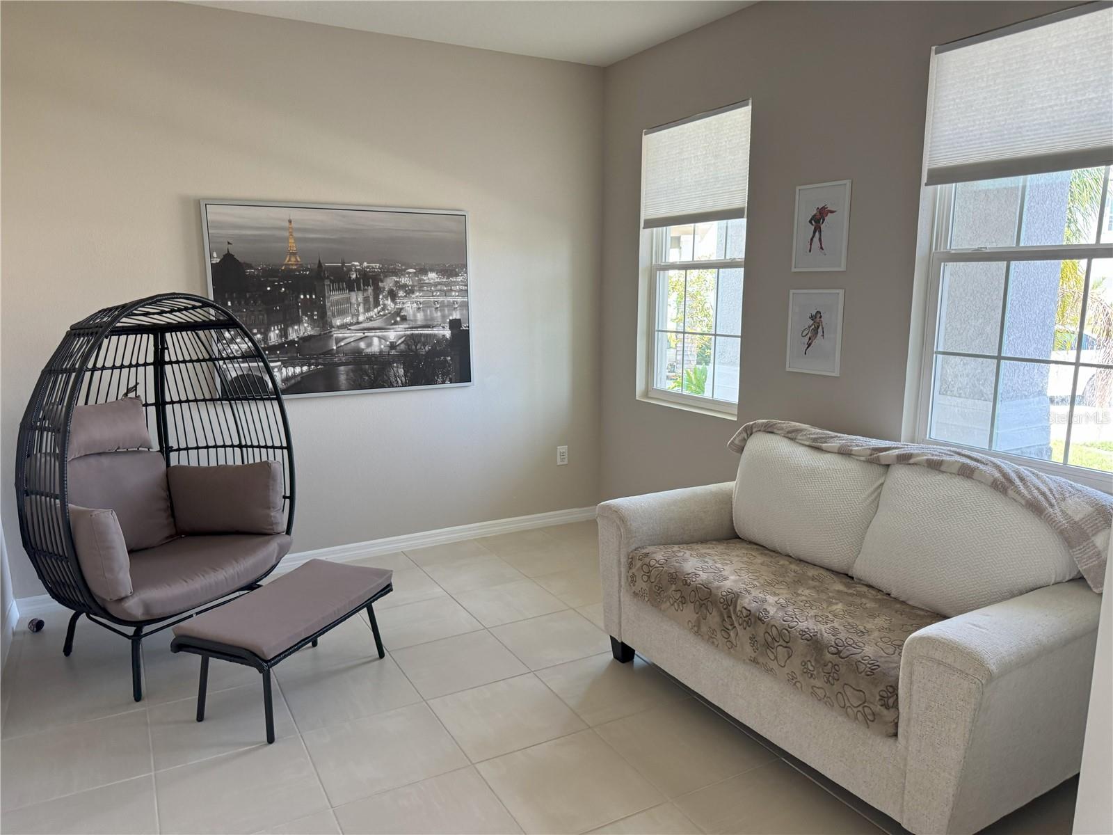 Image 4 of 39 For 5525 Thistle Field Court
