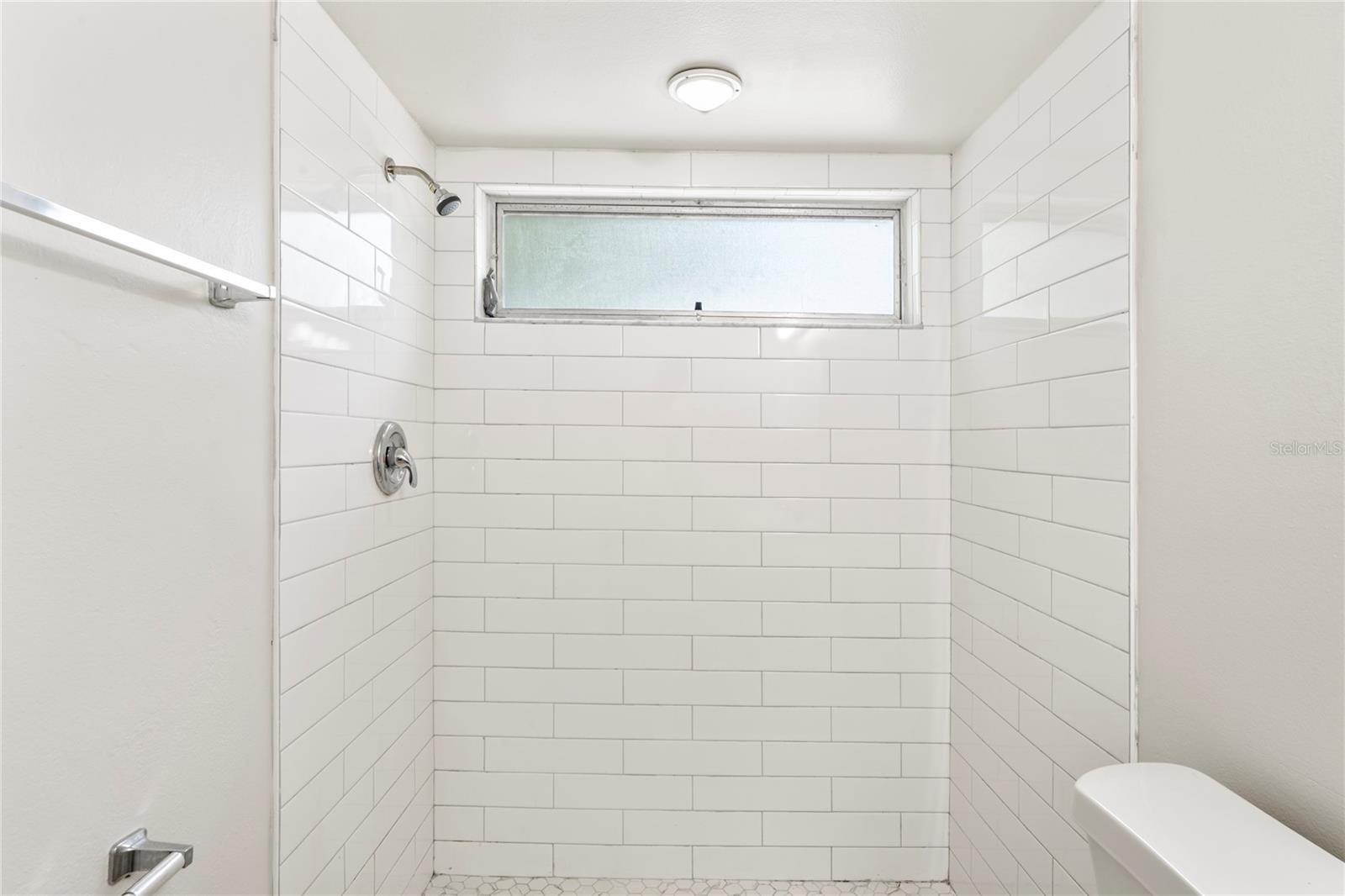 Image 14 of 26 For 6501 14th Avenue W