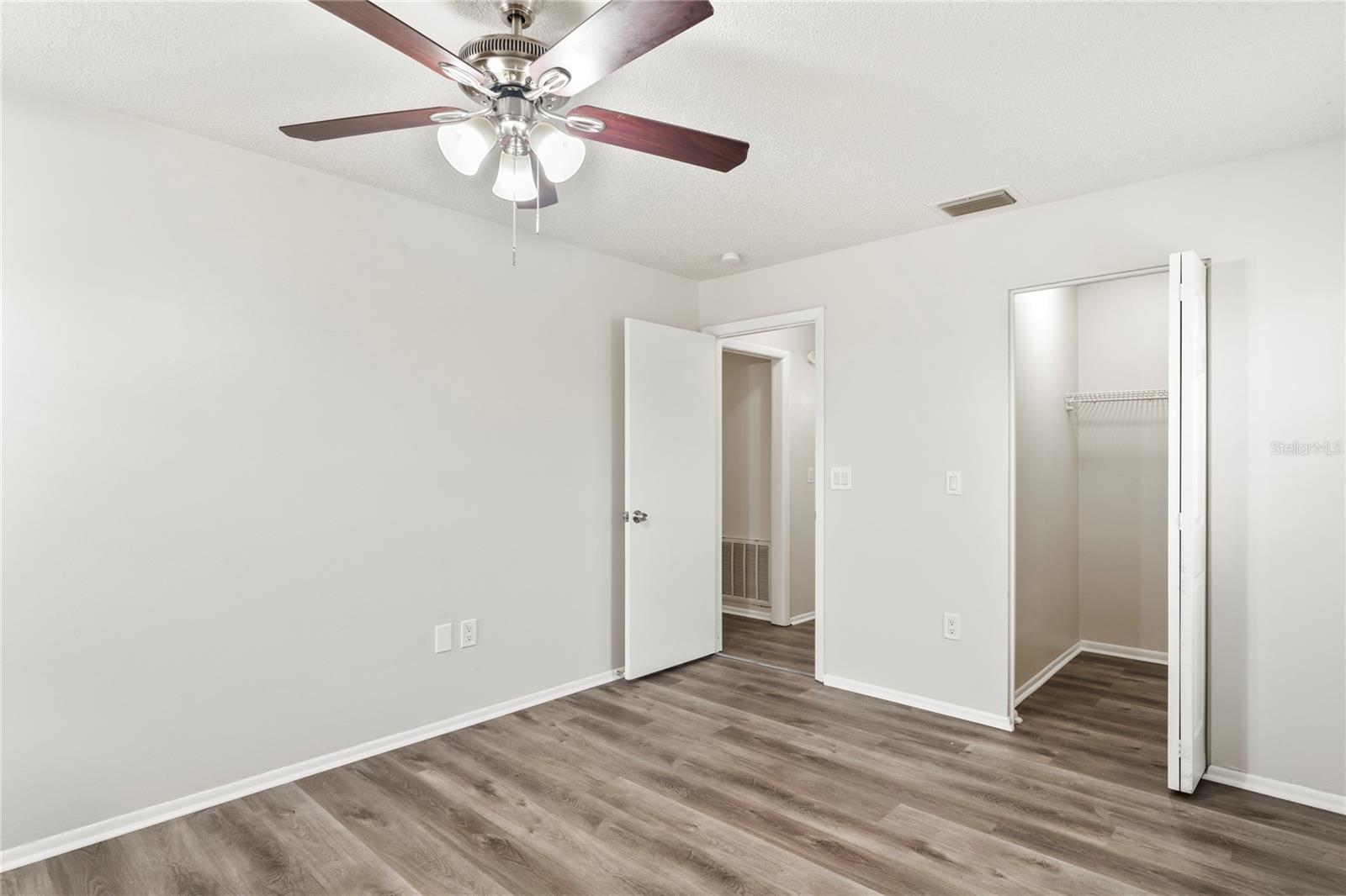 Image 16 of 26 For 6501 14th Avenue W