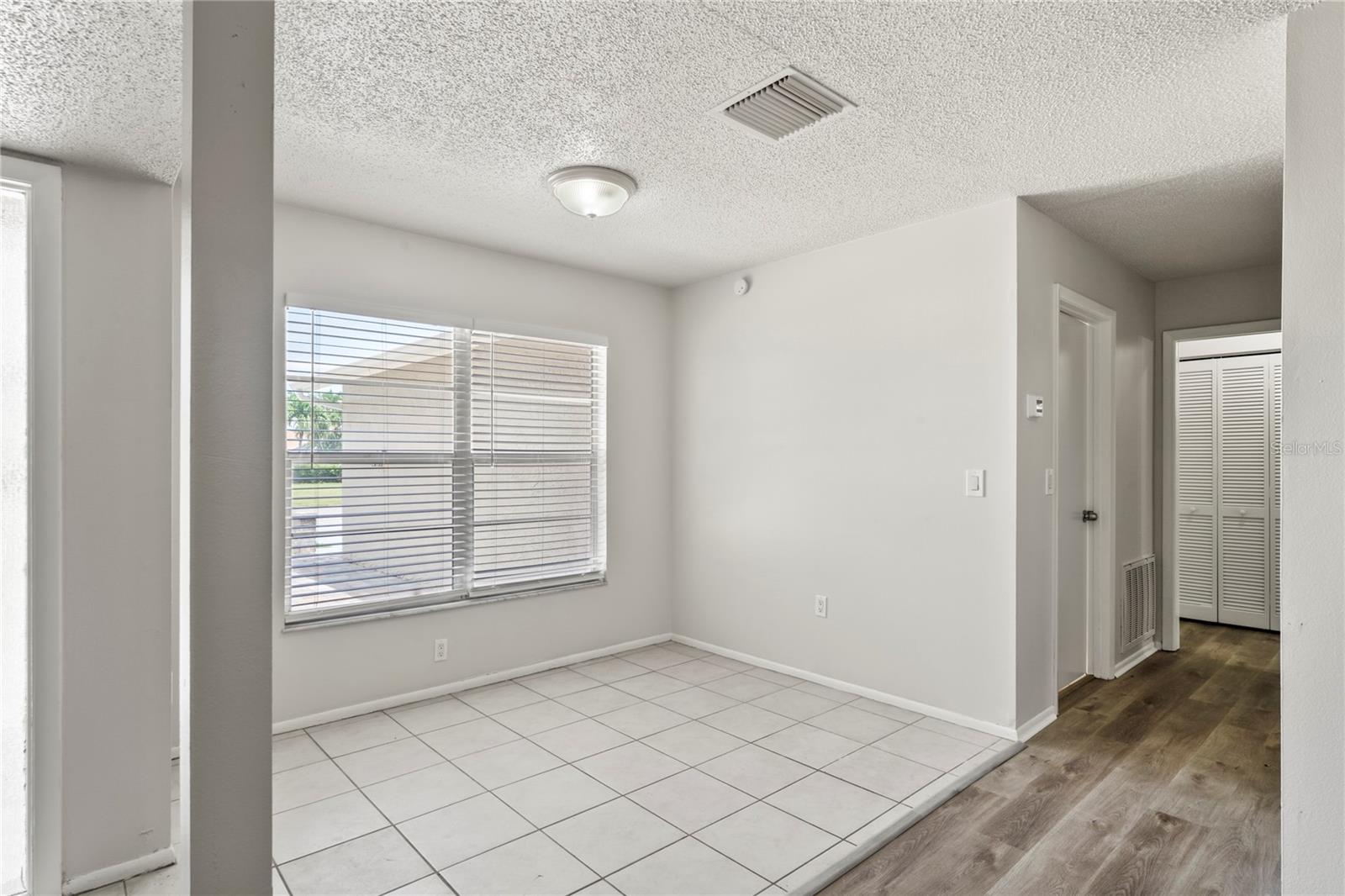 Image 9 of 26 For 6501 14th Avenue W