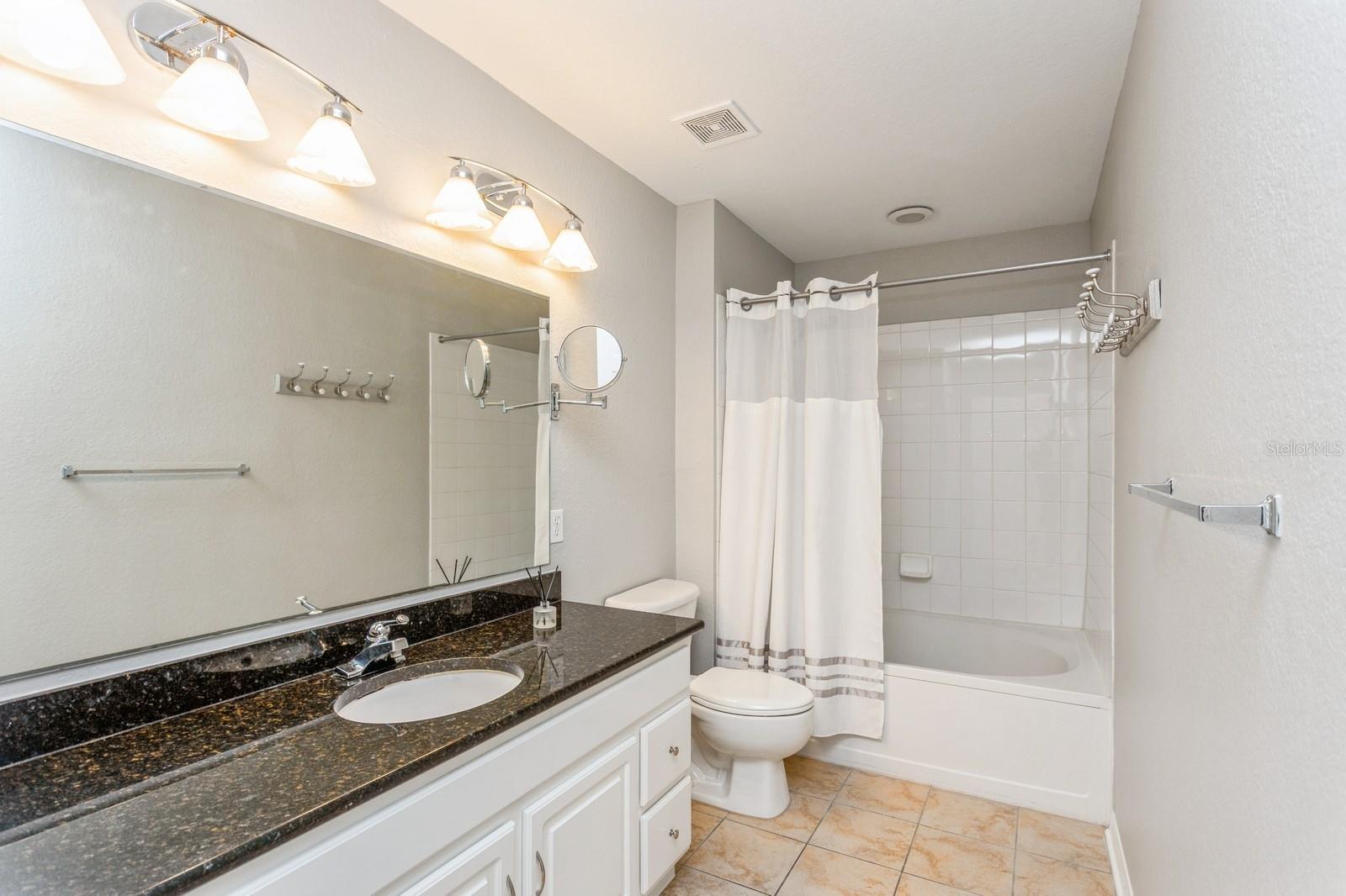 Image 33 of 48 For 700 Harbour Island Boulevard 722