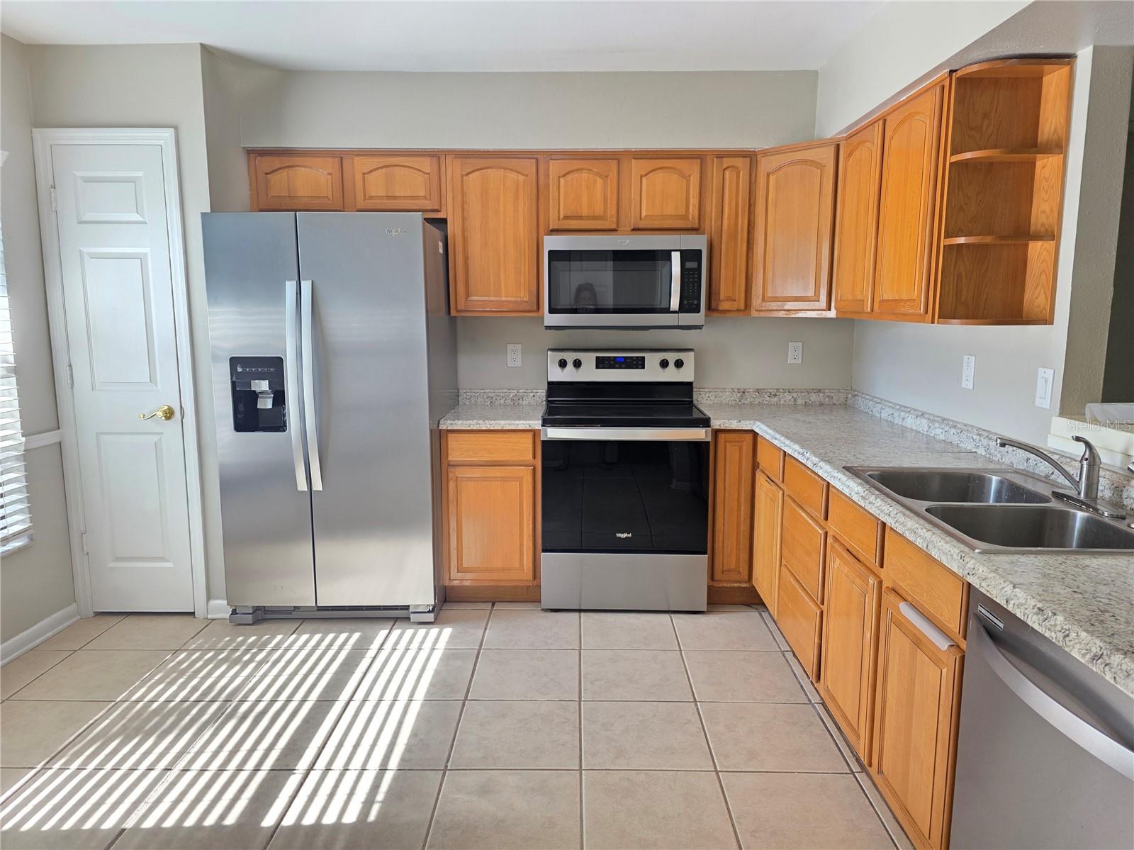 Image 3 of 20 For 653 Bryan Terrace Drive