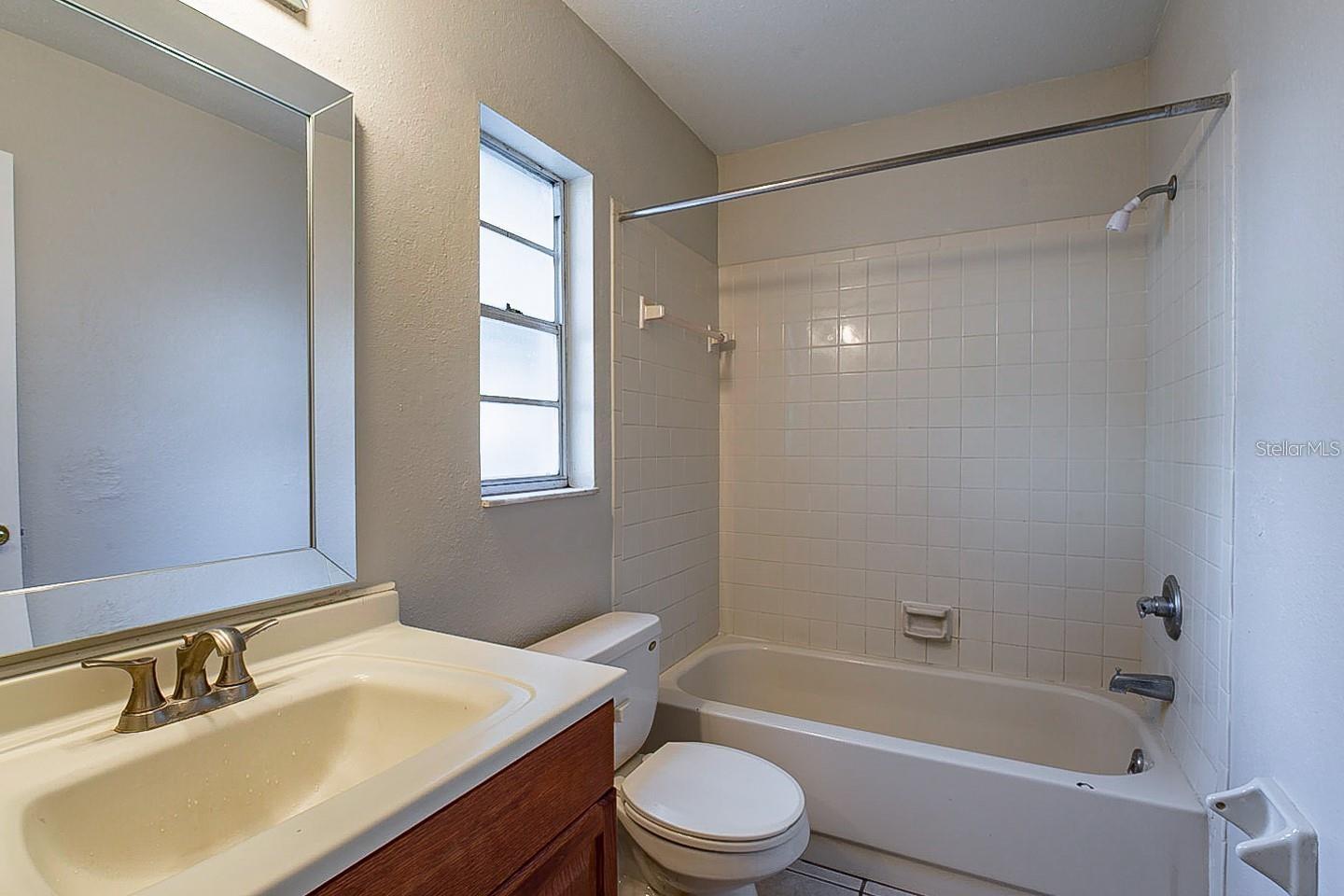Image 9 of 20 For 653 Bryan Terrace Drive