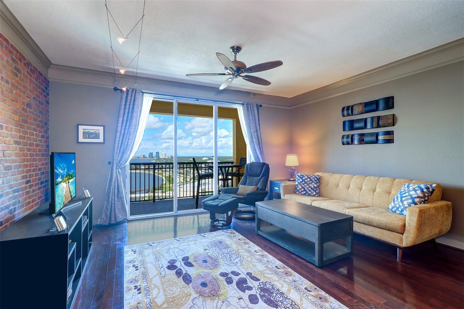 Image 10 of 37 For 345 Bayshore Boulevard 1611