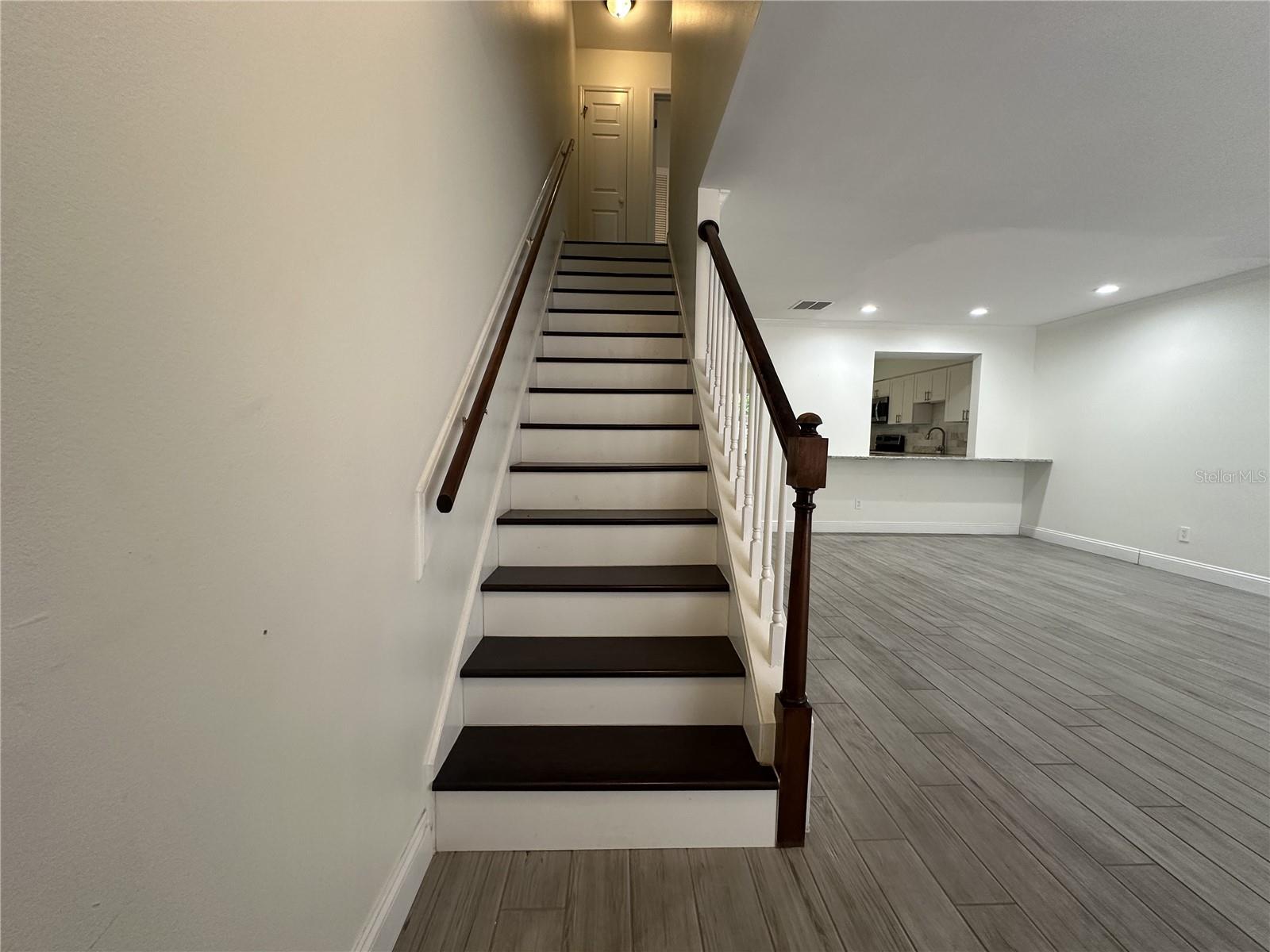 Image 15 of 23 For 308 Bungalow Park Avenue A