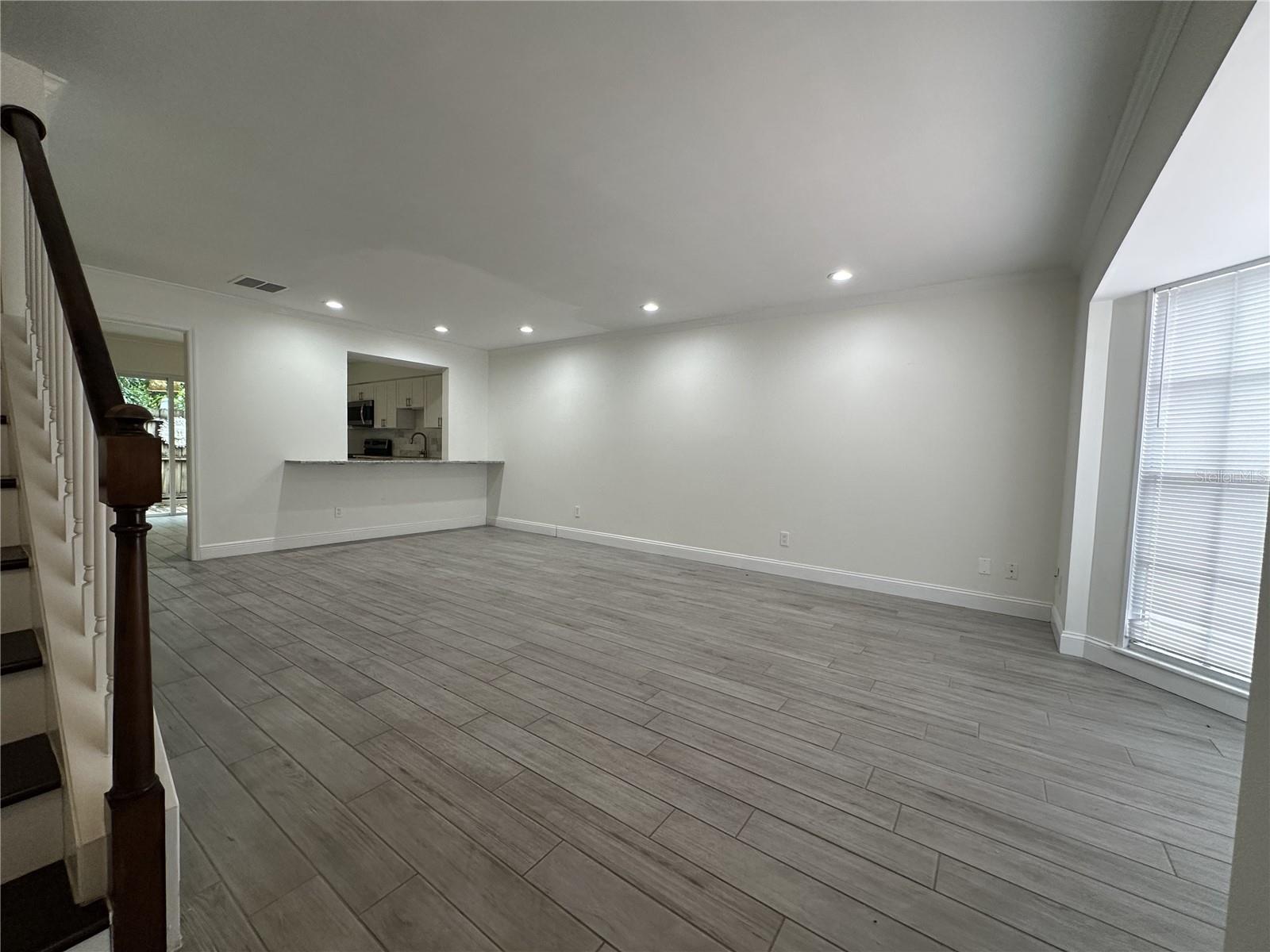 Image 4 of 23 For 308 Bungalow Park Avenue A