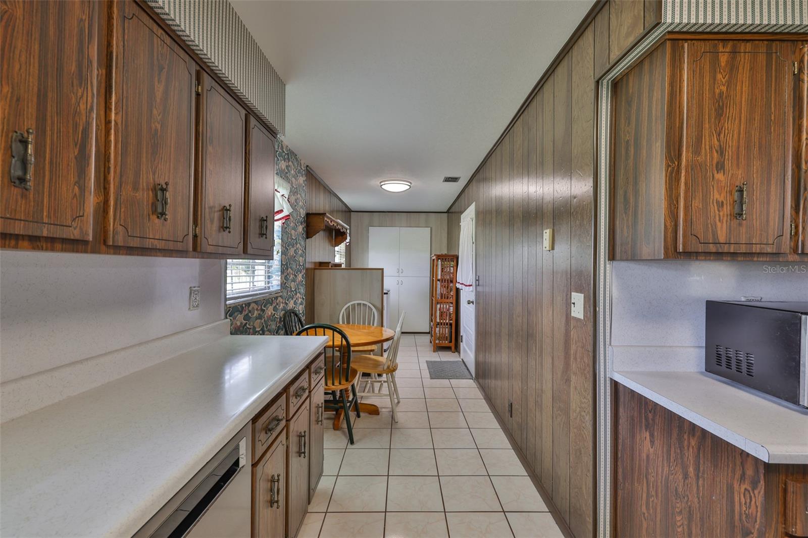 Image 15 of 39 For 11350 Poinsettia Street