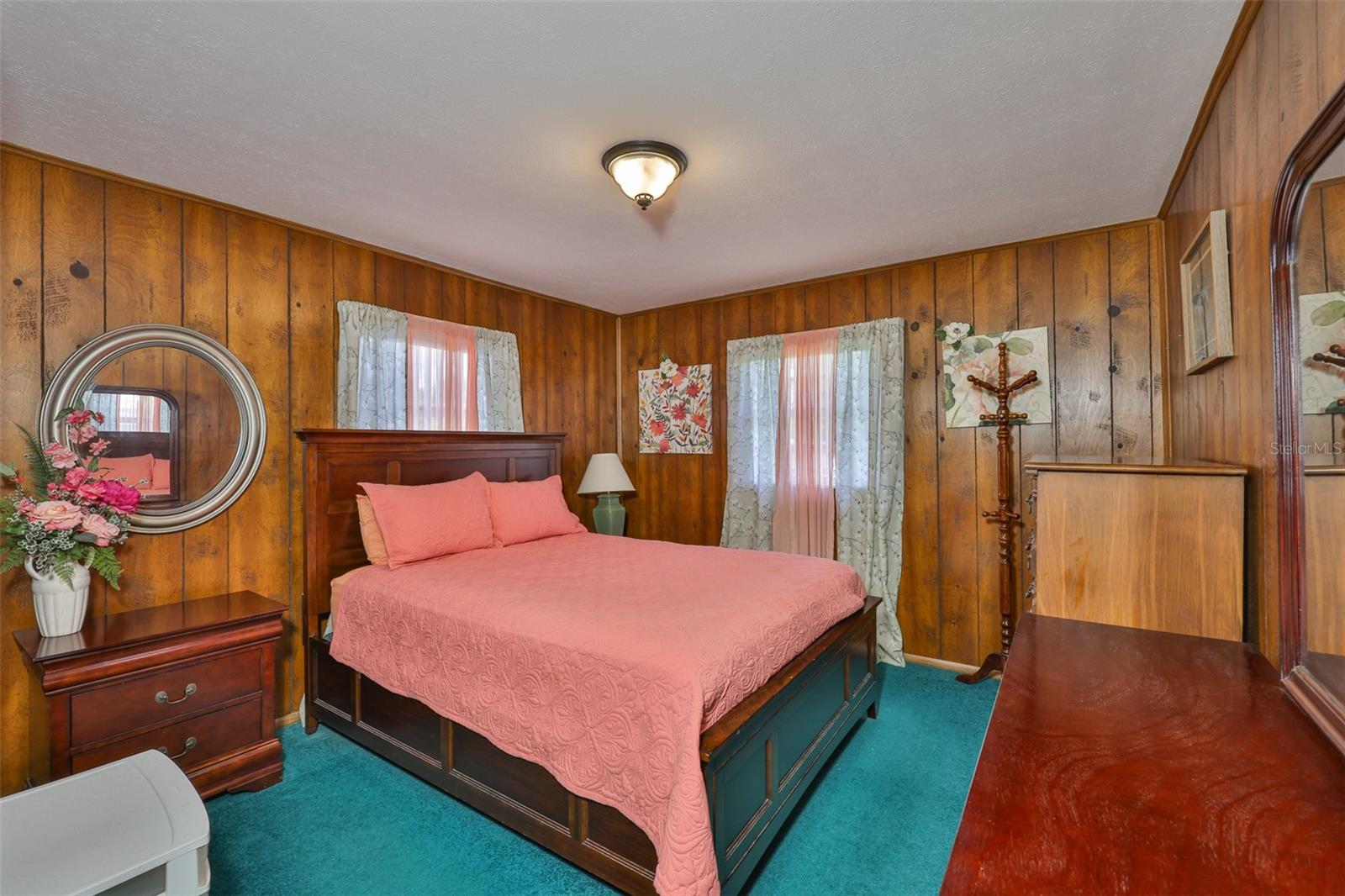 Image 18 of 39 For 11350 Poinsettia Street