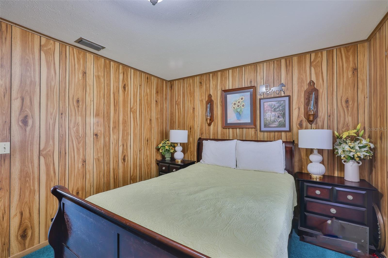 Image 22 of 39 For 11350 Poinsettia Street