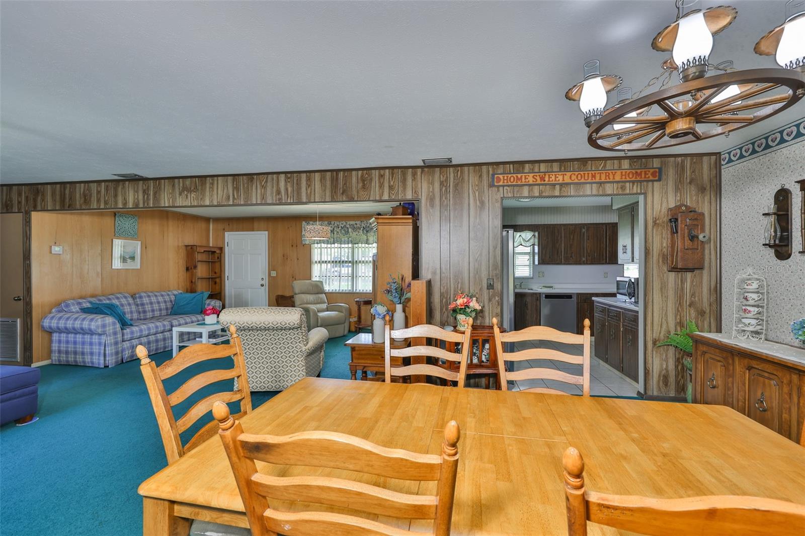 Image 8 of 39 For 11350 Poinsettia Street