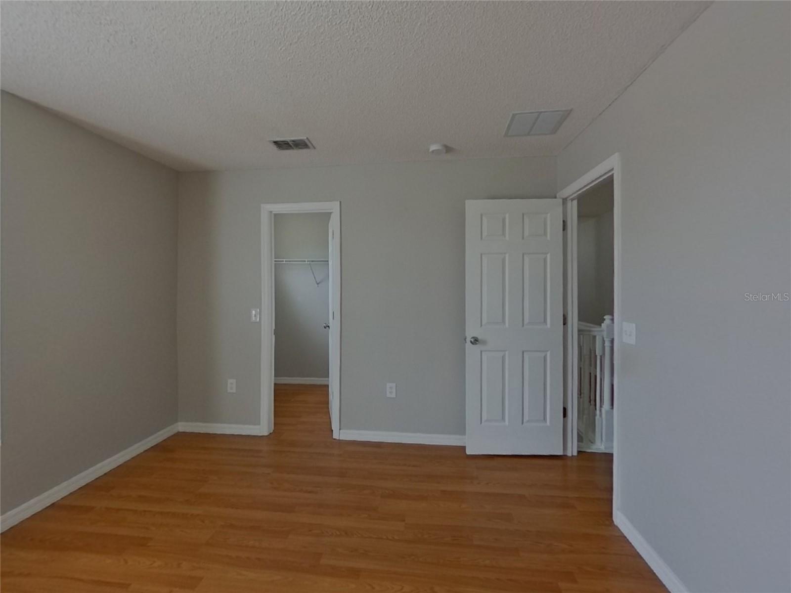 Image 11 of 18 For 1102 Chesterfield Court