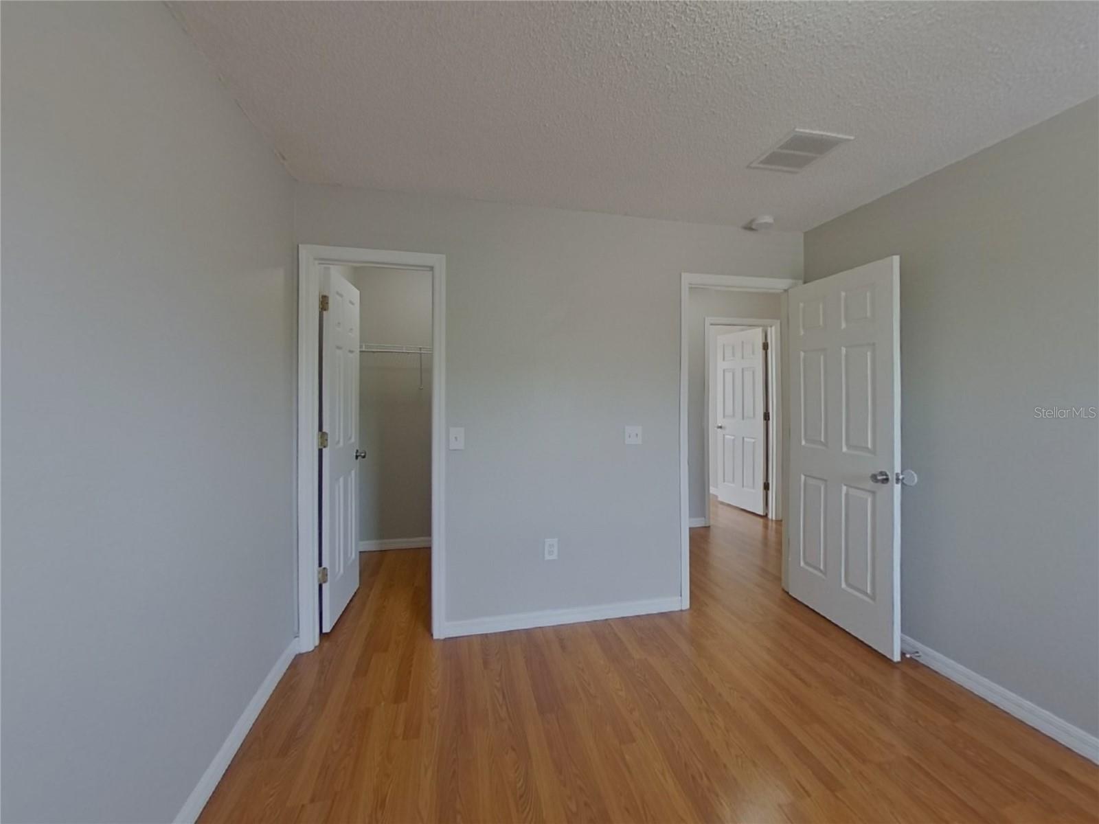 Image 12 of 18 For 1102 Chesterfield Court