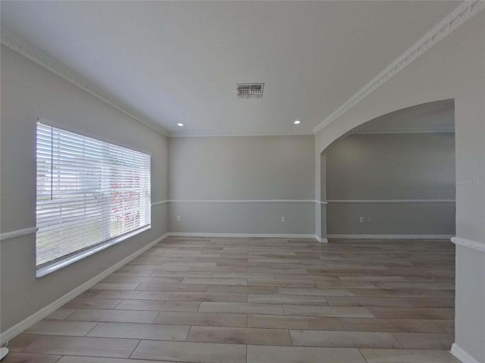 Image 16 of 18 For 1102 Chesterfield Court