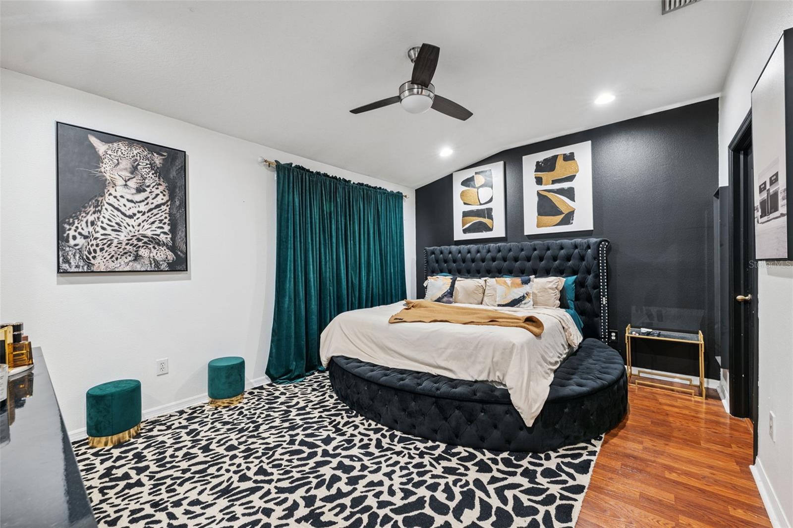 Image 7 of 15 For 12224 Foxmoor Peak Drive