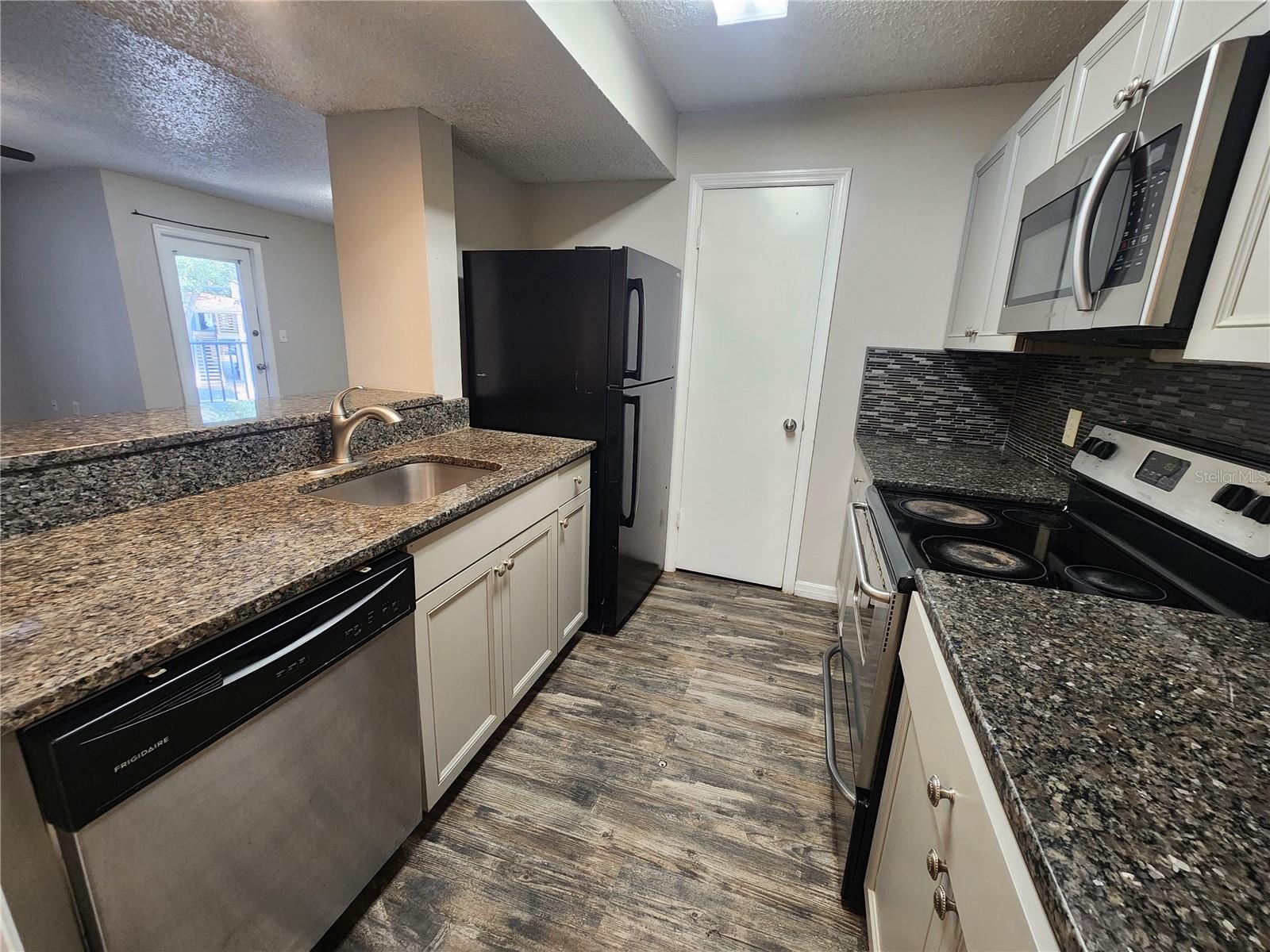 Image 6 of 22 For 8586 Key Biscayne Drive 201