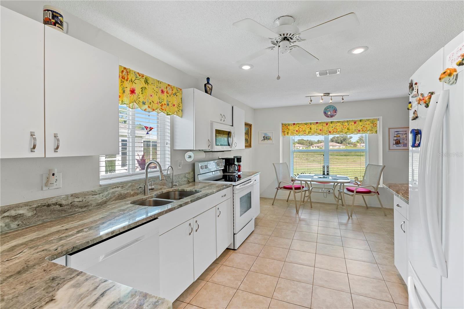 Image 17 of 28 For 721 Masterpiece Drive 141