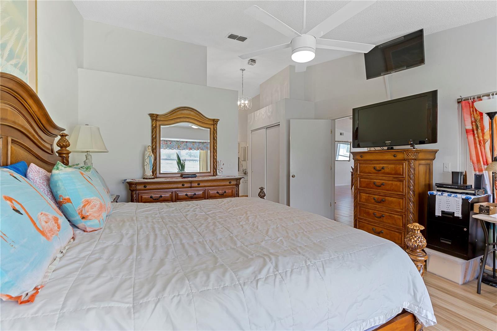 Image 19 of 28 For 721 Masterpiece Drive 141