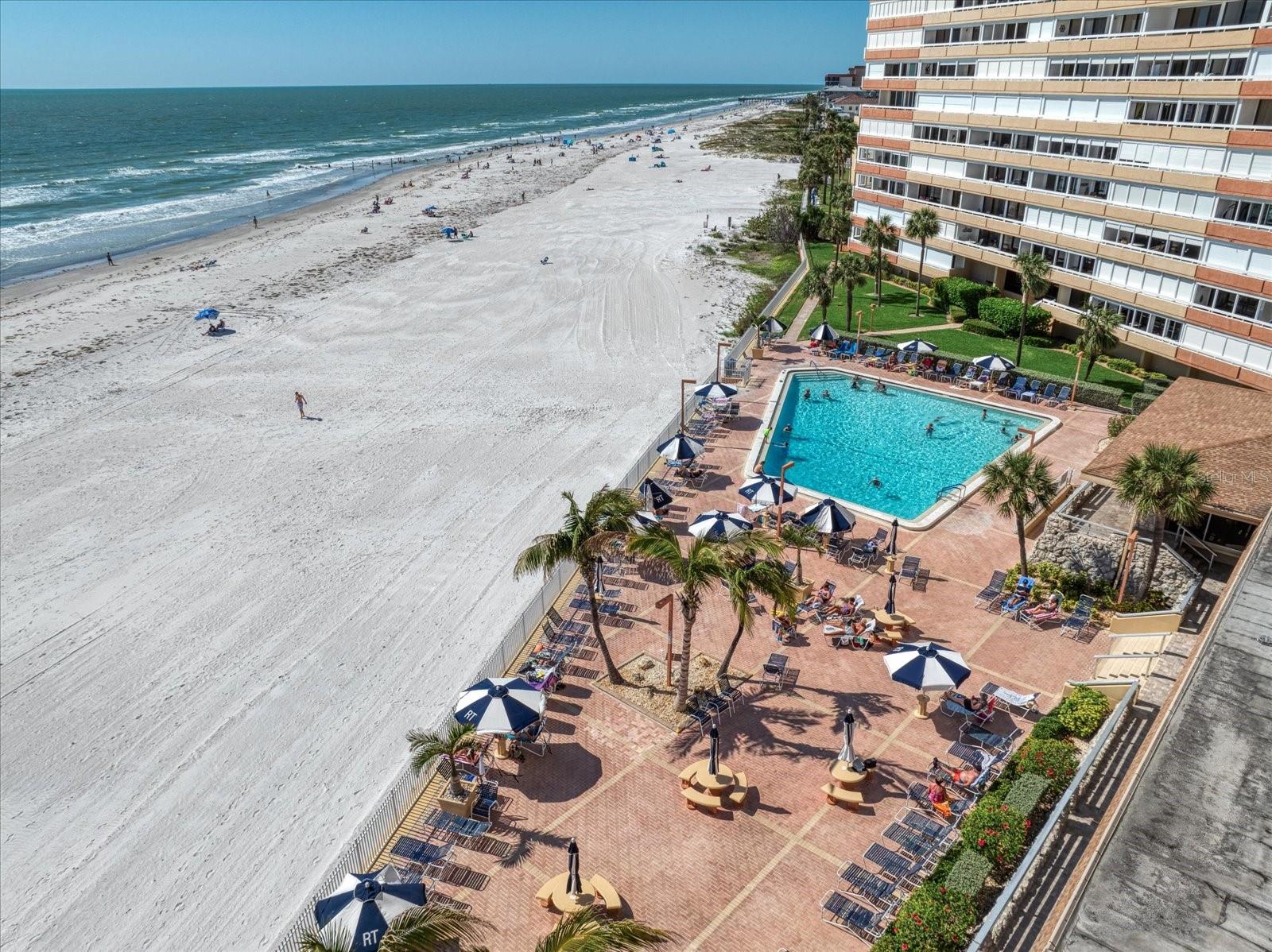Image 20 of 36 For 17920 Gulf Boulevard 807